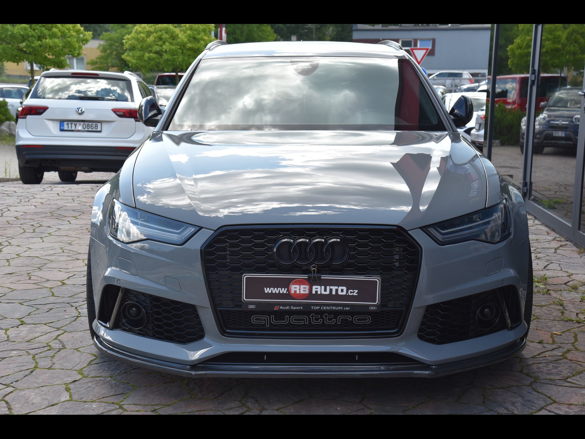 Audi RS6, 605 PS "Akrapovic"Carbon" - fotka 5