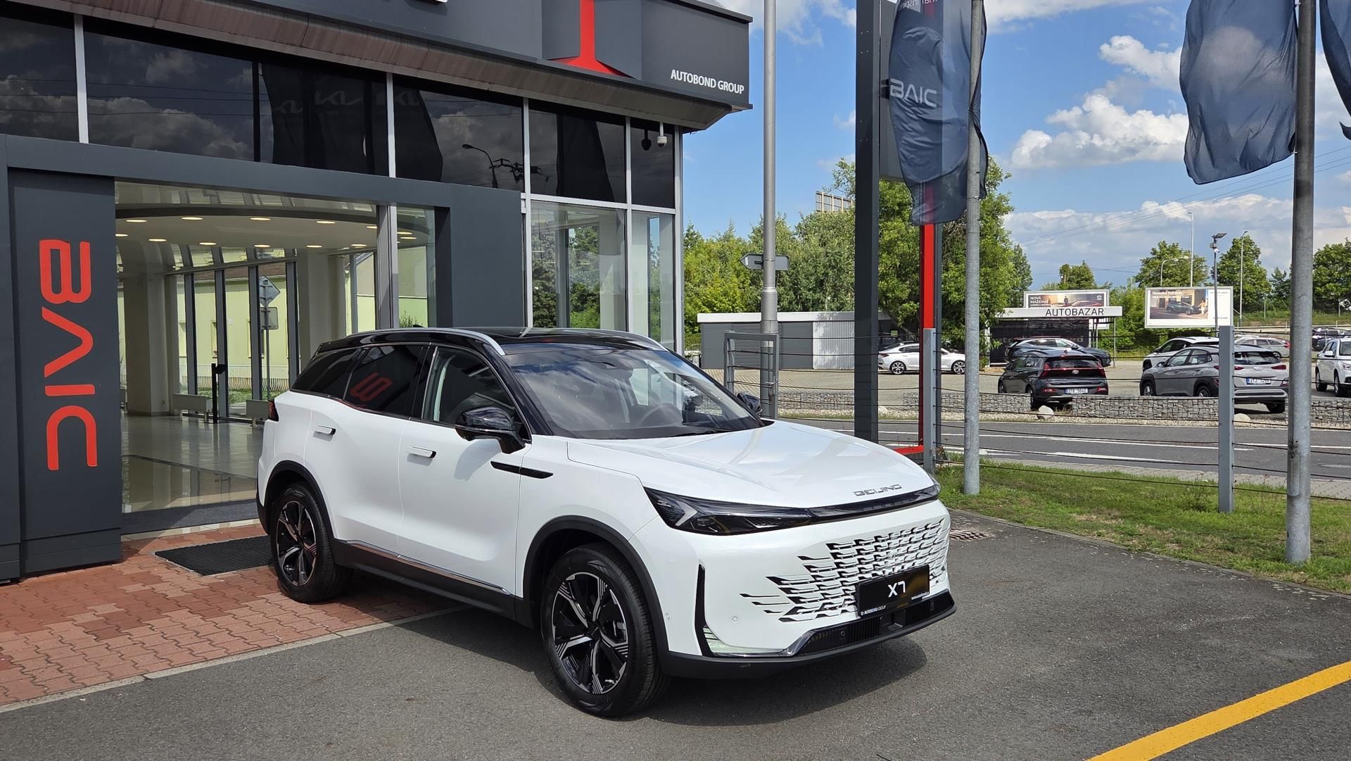 BAIC X7, 1.5T 130kW 7DCT 4x2 ALL IN MY2