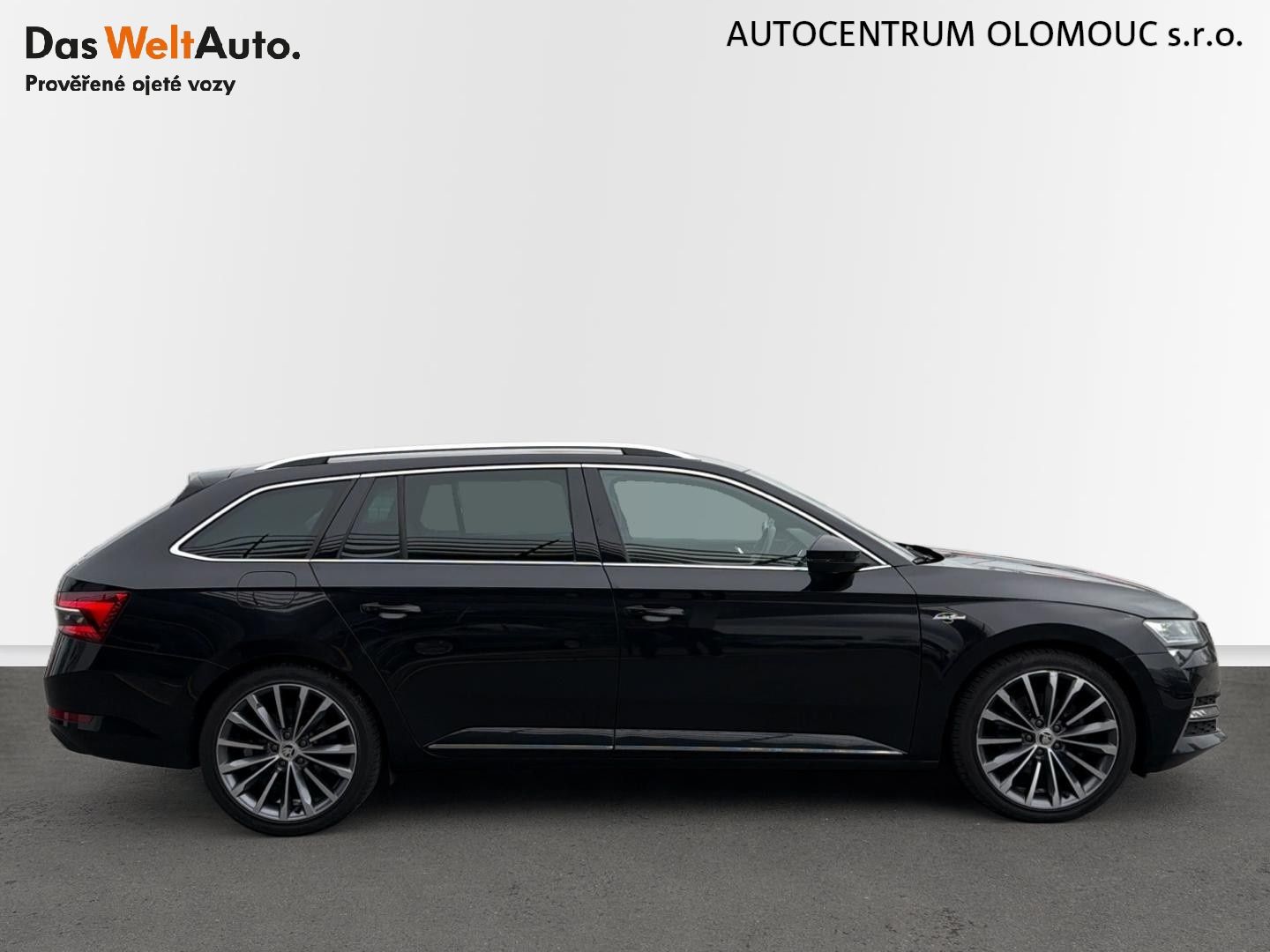 Škoda Superb, kombi 2.0 TDI 7DSG Laurin&Klem - fotka 3