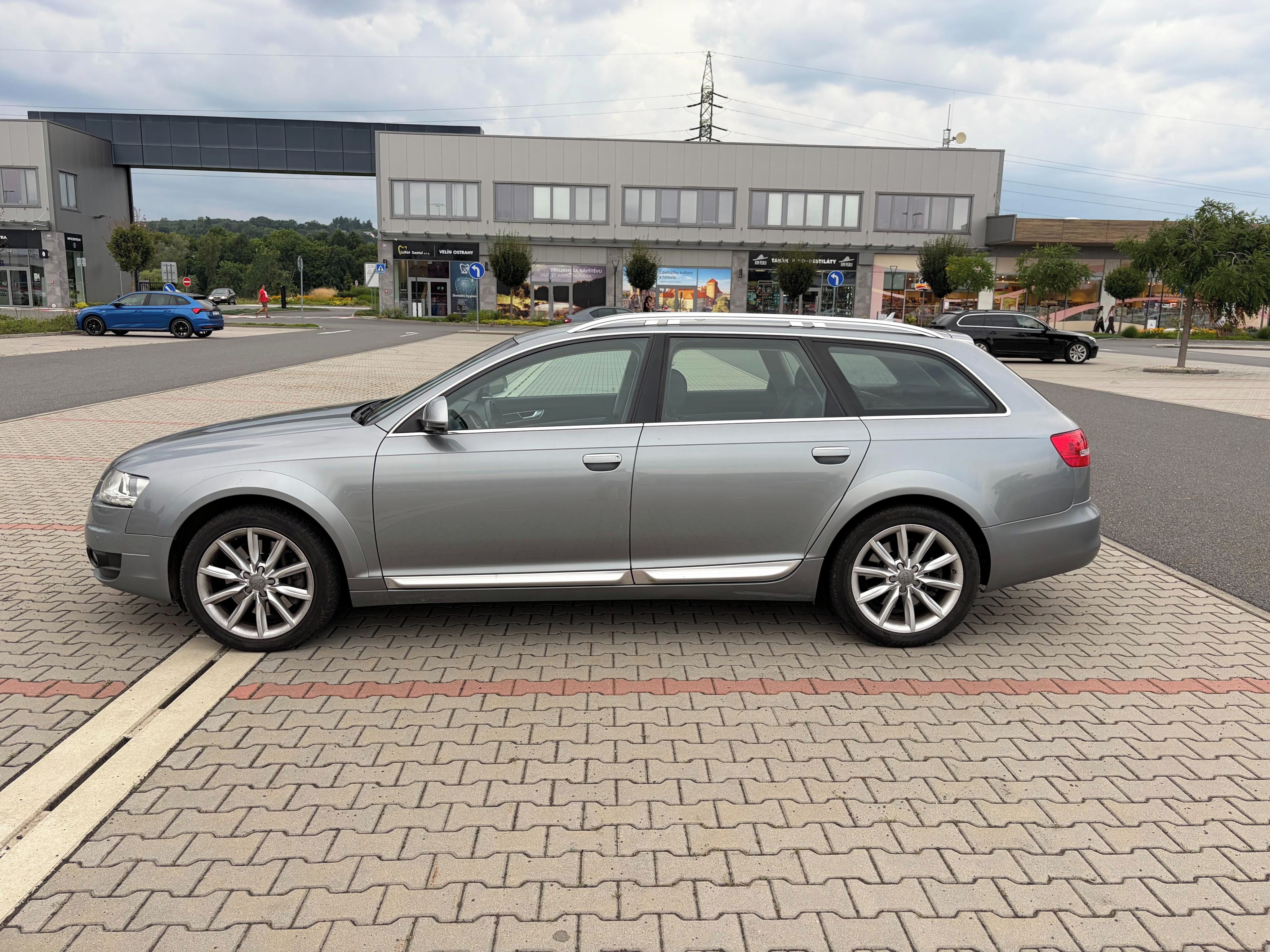 Audi A6 allroad, 3.0 TDi 176kw 4x4 TZ serviska - fotka 6