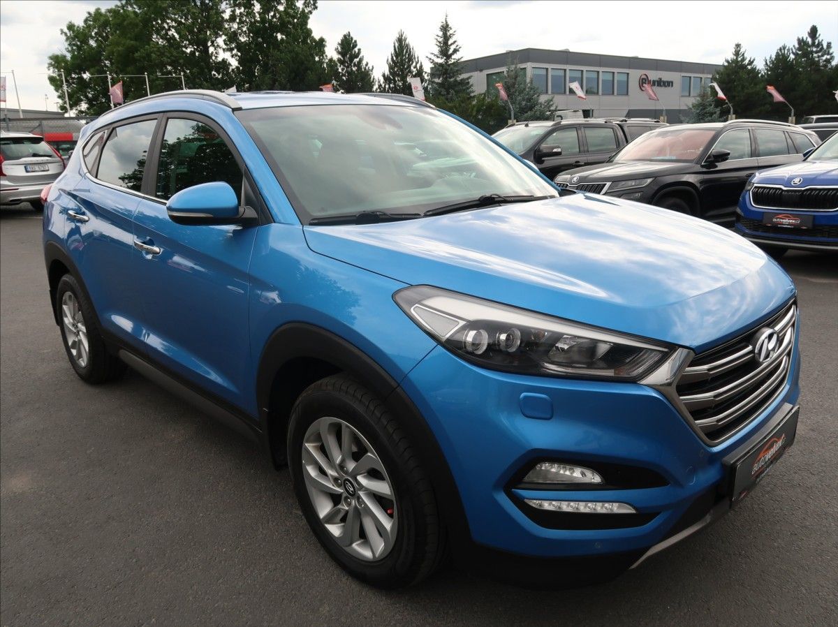 Hyundai Tucson, 2,0 CRDi,100kW,1majČR,4x4,S.kn - fotka 2