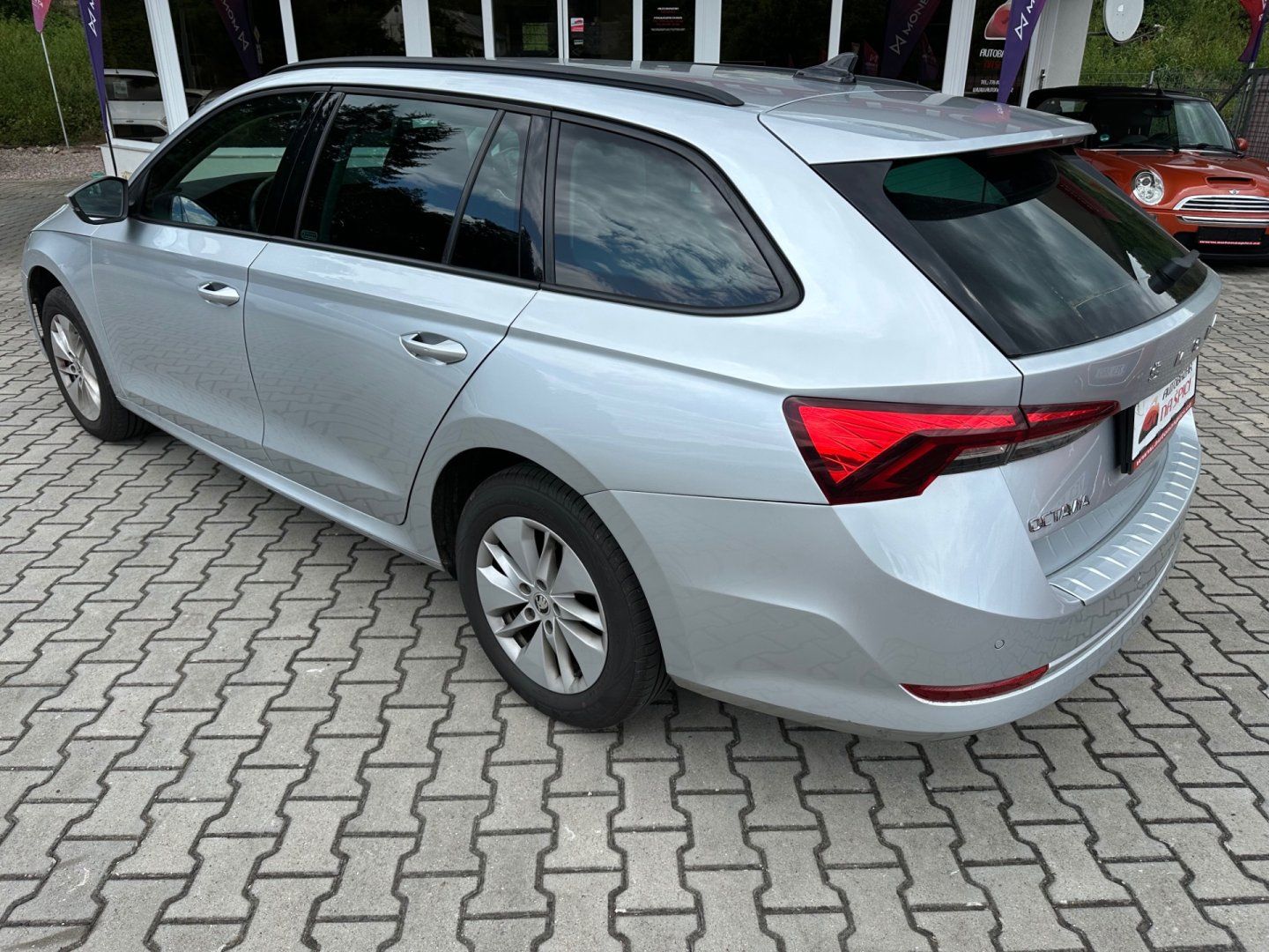 Škoda Octavia, 2.0TDI 85kW DSG -NOVÉ V ČR - fotka 6
