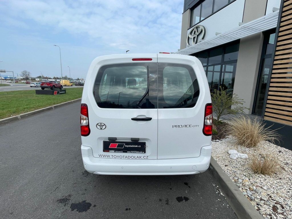 Toyota Proace City Verso, 1.5 L D manuál - fotka 5