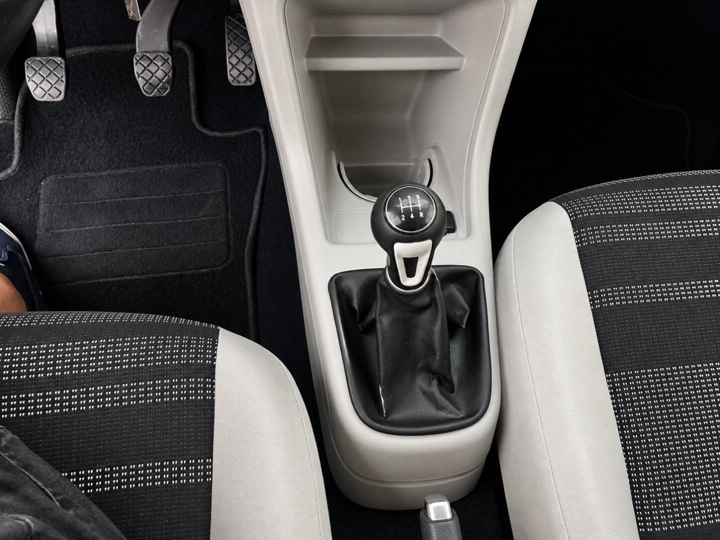 Seat Mii, 1,0MPi (55kW)*KLIMATIZACE* - fotka 3