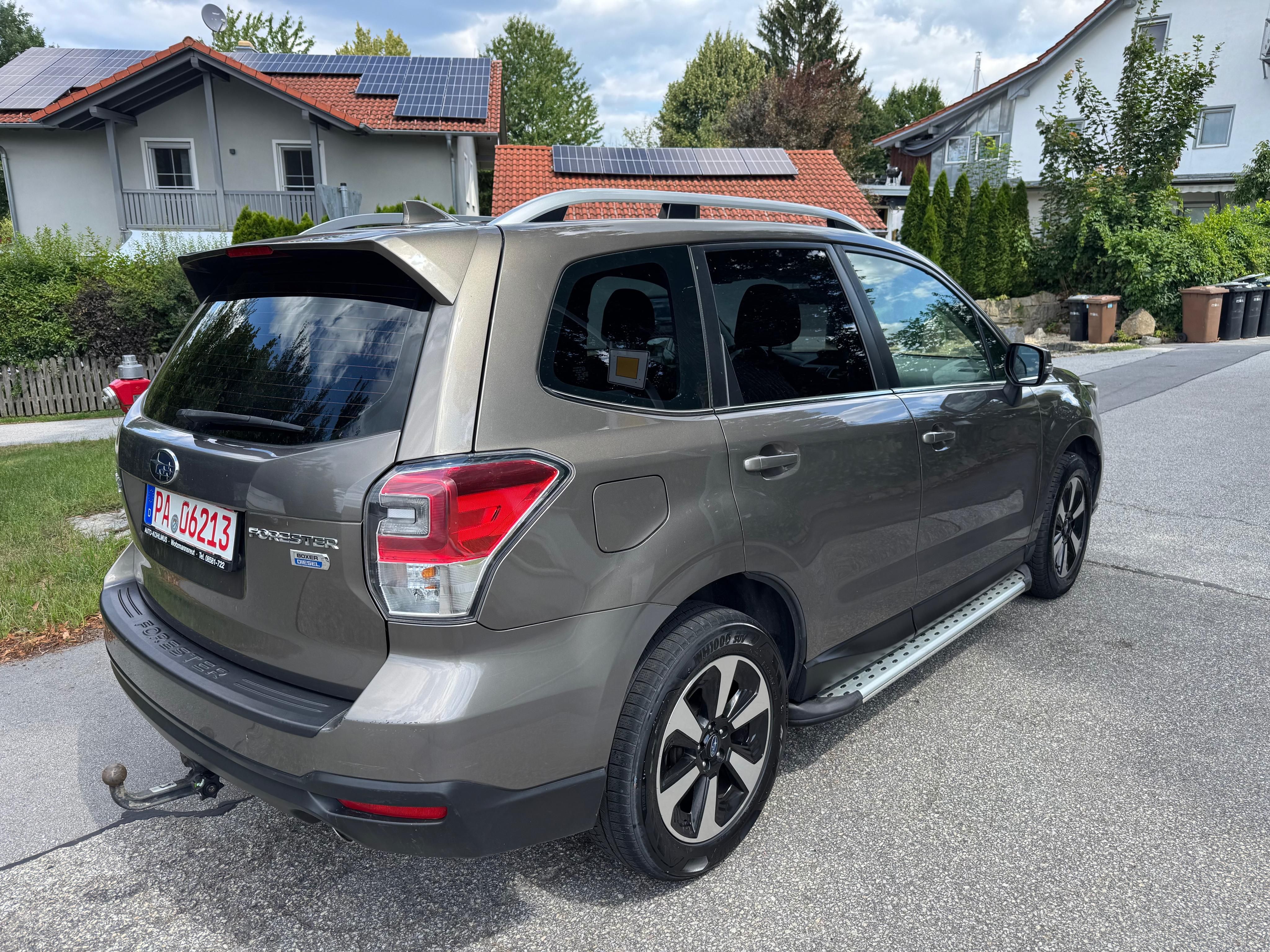 Subaru Forester, 2.0 Diesel 4x4 Eclusive - fotka 3