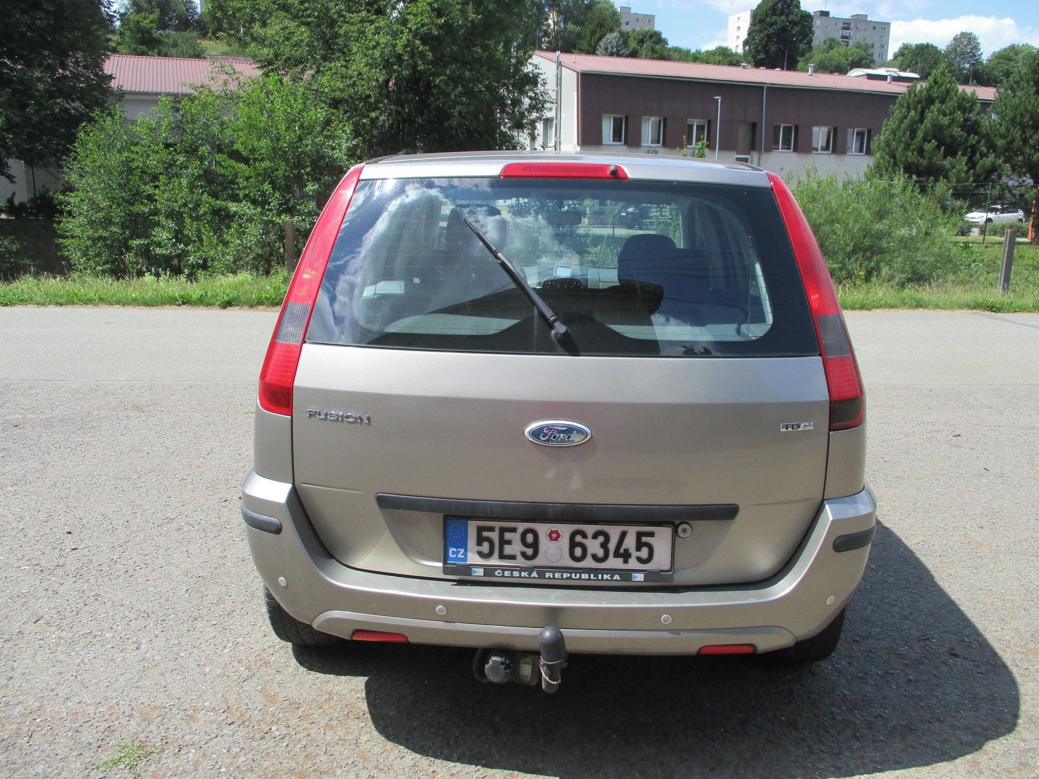 Ford Fusion, 1.4 TDCi - Tažné zařízení - fotka 4