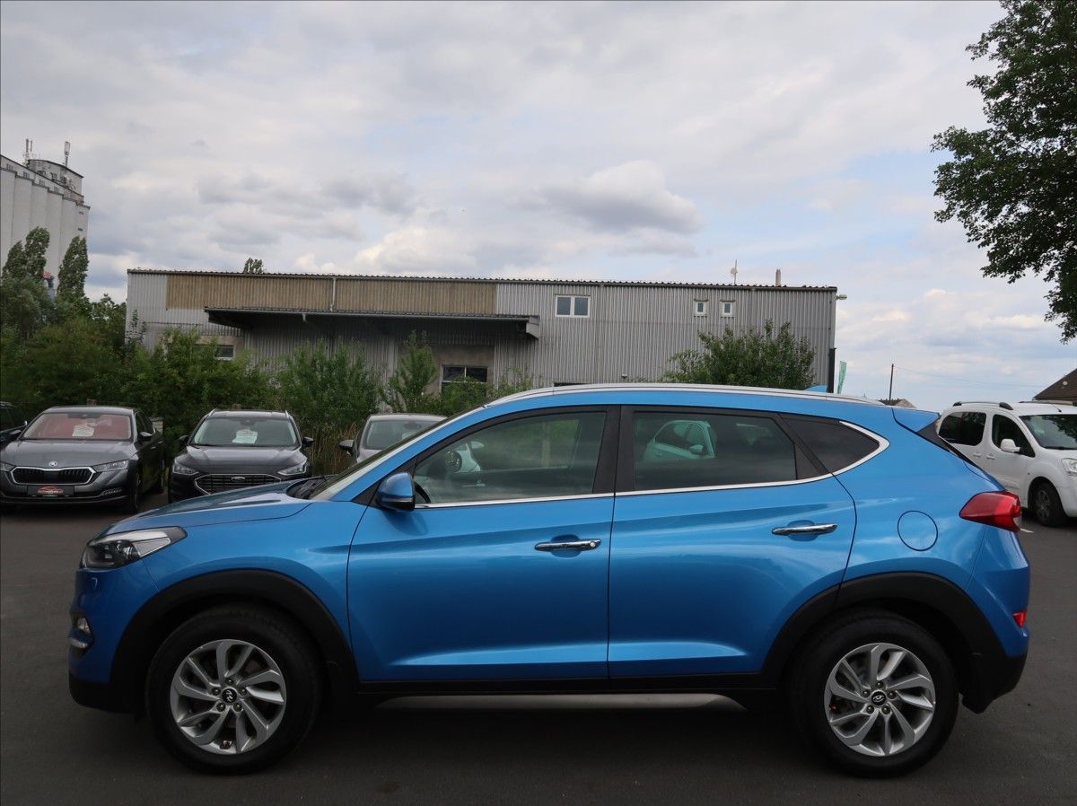 Hyundai Tucson, 2,0 CRDi,100kW,1majČR,4x4,S.kn - fotka 6