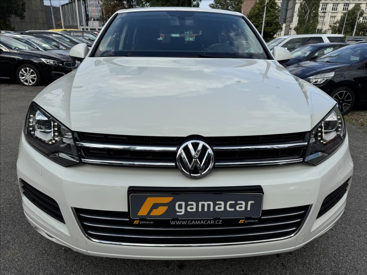 Volkswagen Touareg, 3,0 LED+KRASNÝ STAV .!!