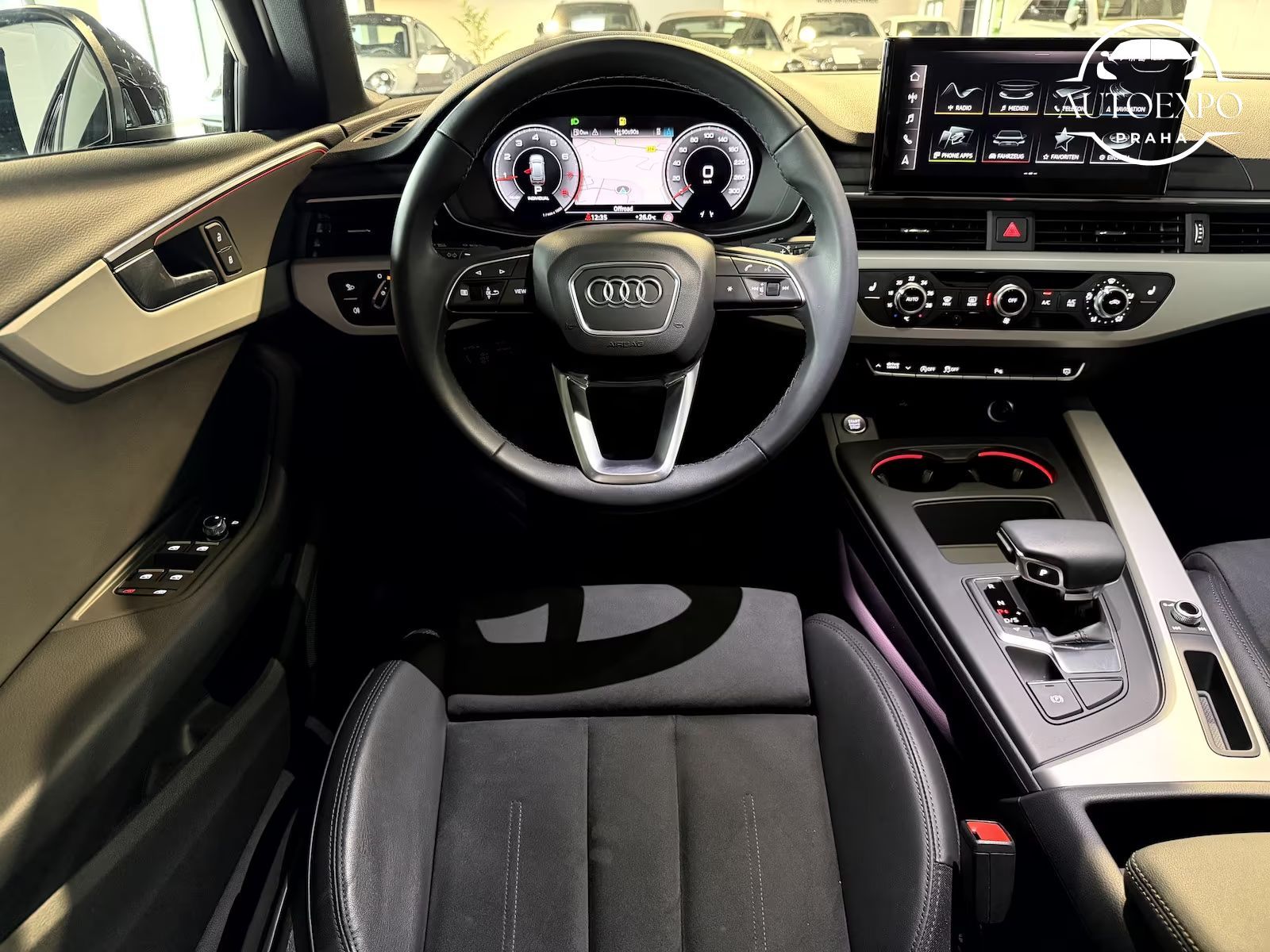 Audi A4, 45TFSI S Line Competition - fotka 6