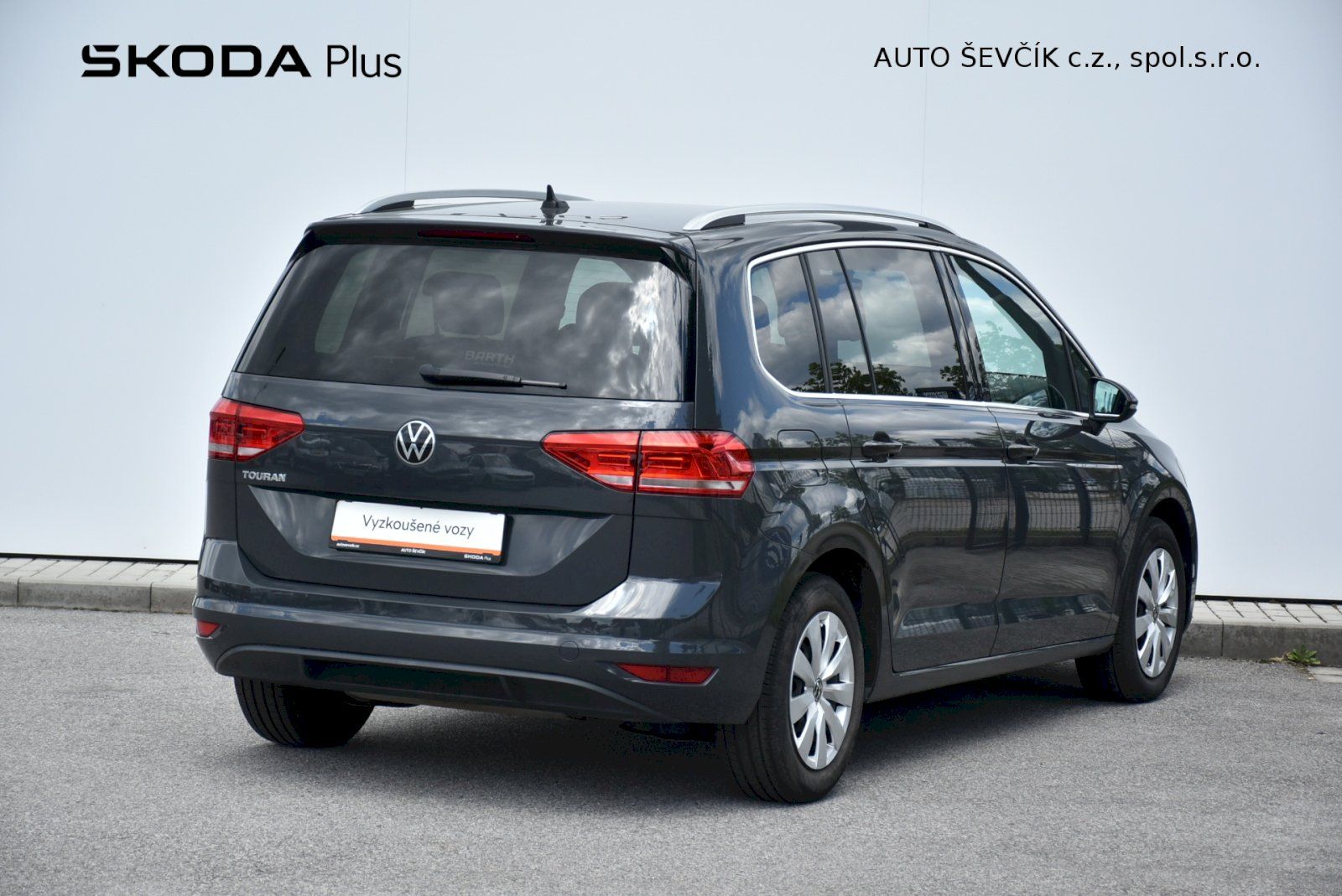 Volkswagen Touran, Comfortline 1.5 TSI 110kW DSG - fotka 2