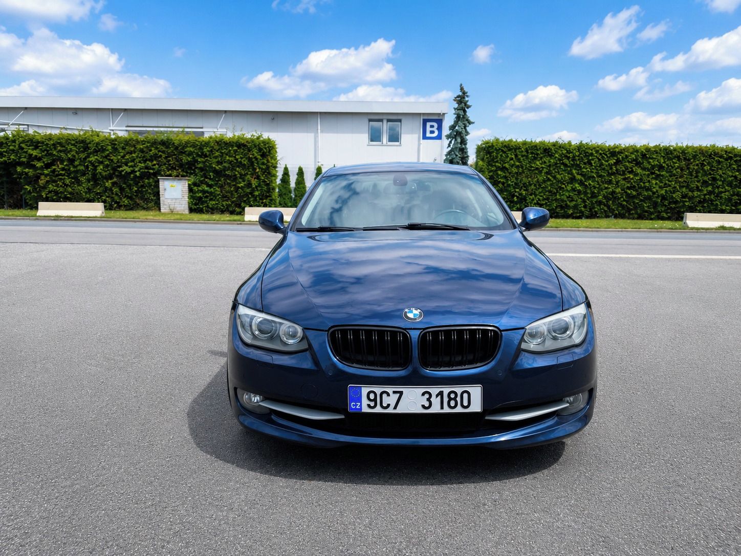 BMW Řada 3, 335i (E92) | N55 | Manuál - fotka 2