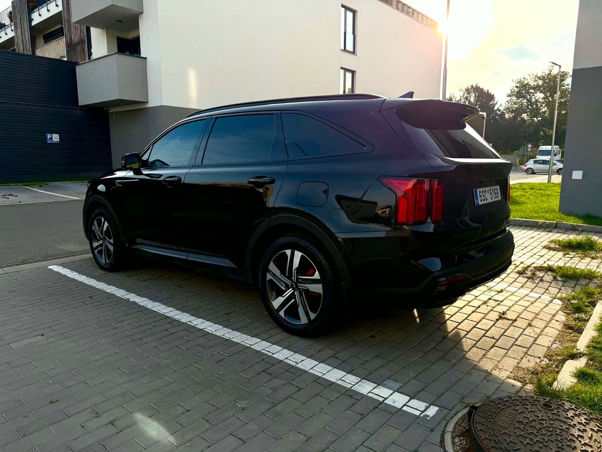 Kia Sorento, 1.6 T-GDi HEV, Tovární záruka - fotka 5