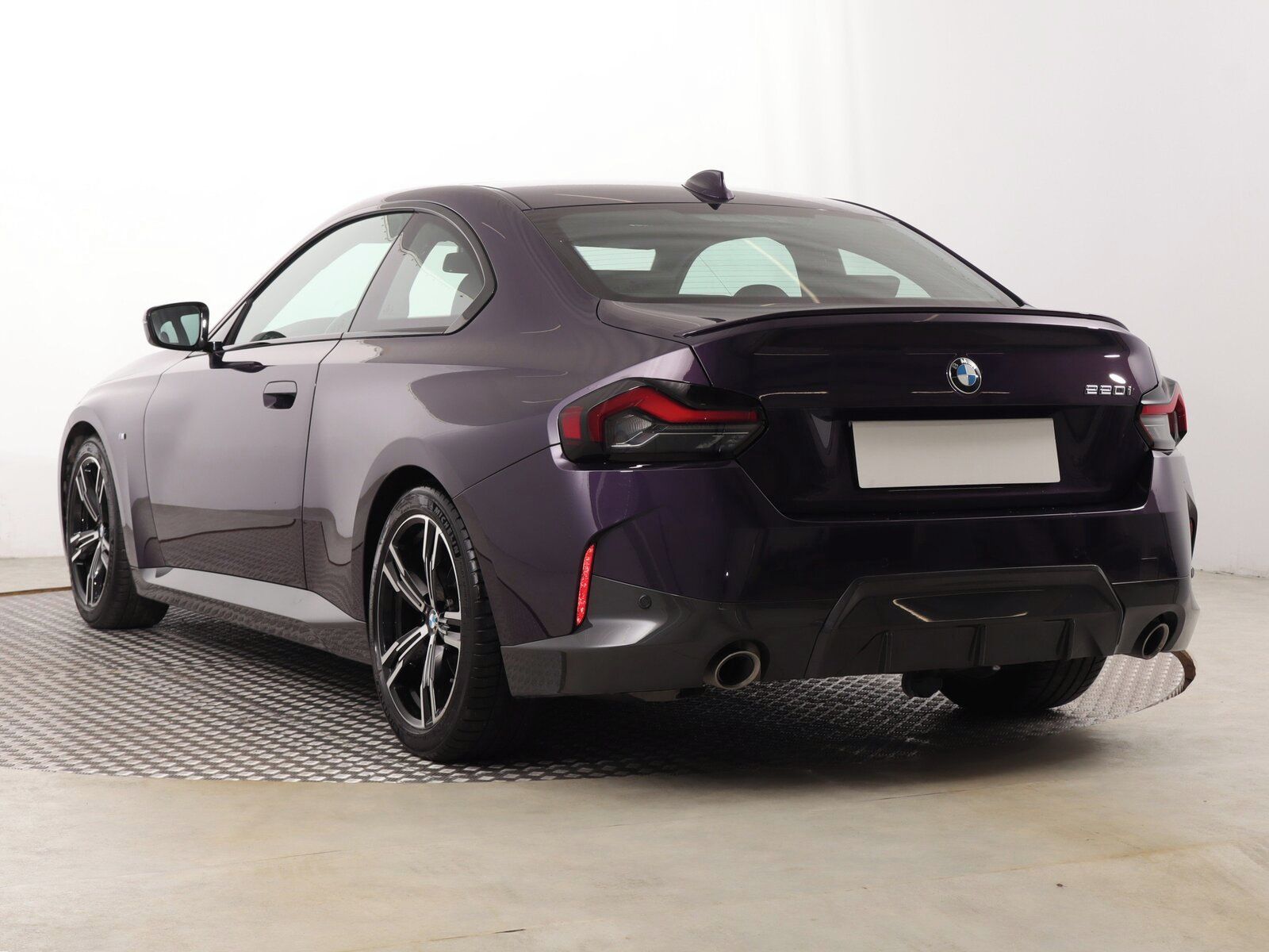 BMW Řada 2, 220 i - fotka 4