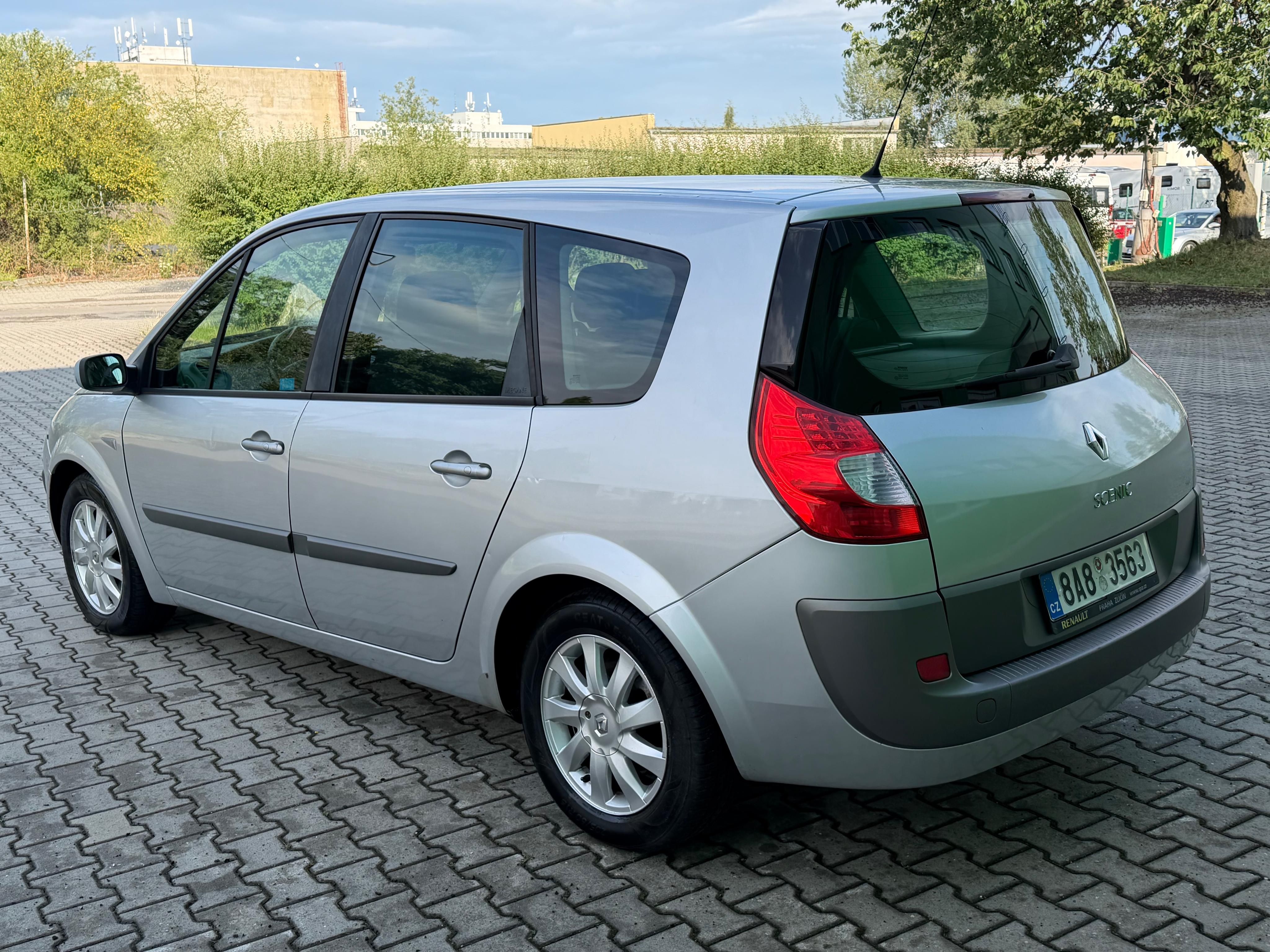 Renault Grand Scénic, 7 mist - fotka 5