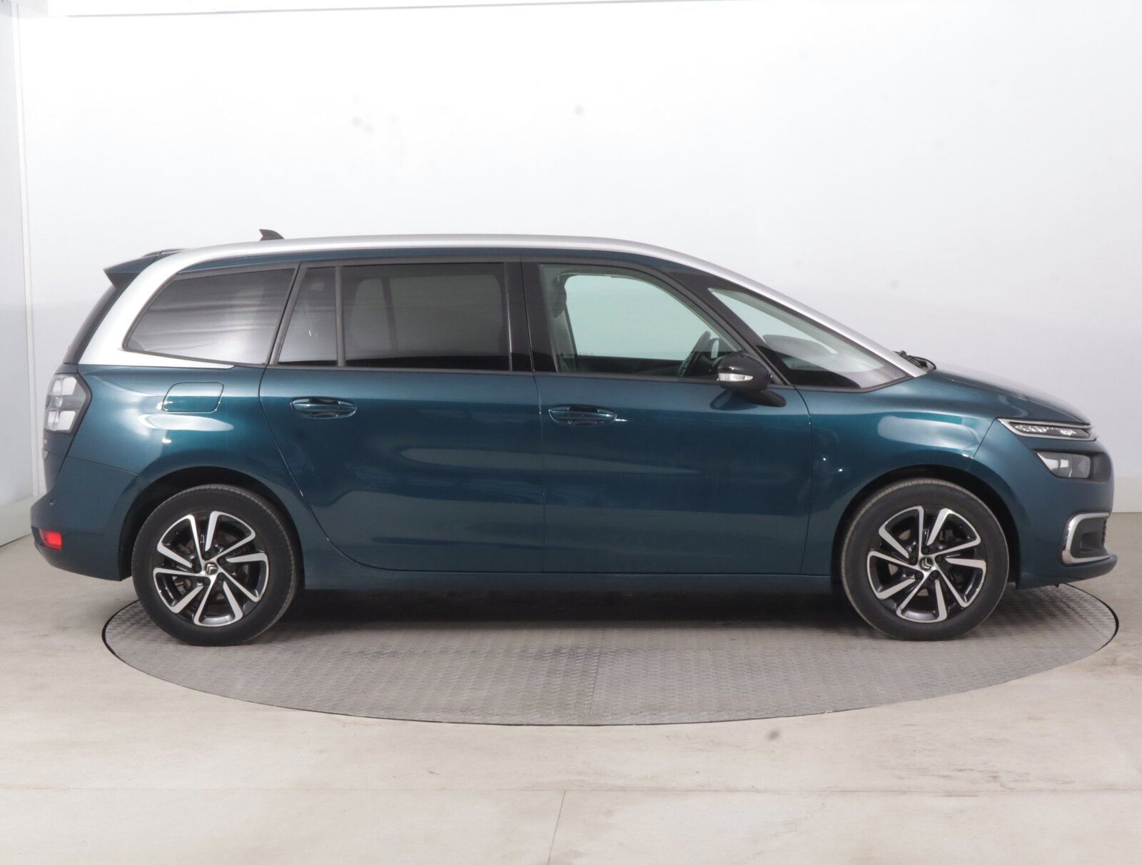 Citroën Grand C4 SpaceTourer, 1.5 HDi, 7 míst, ČR,1.maj - fotka 6