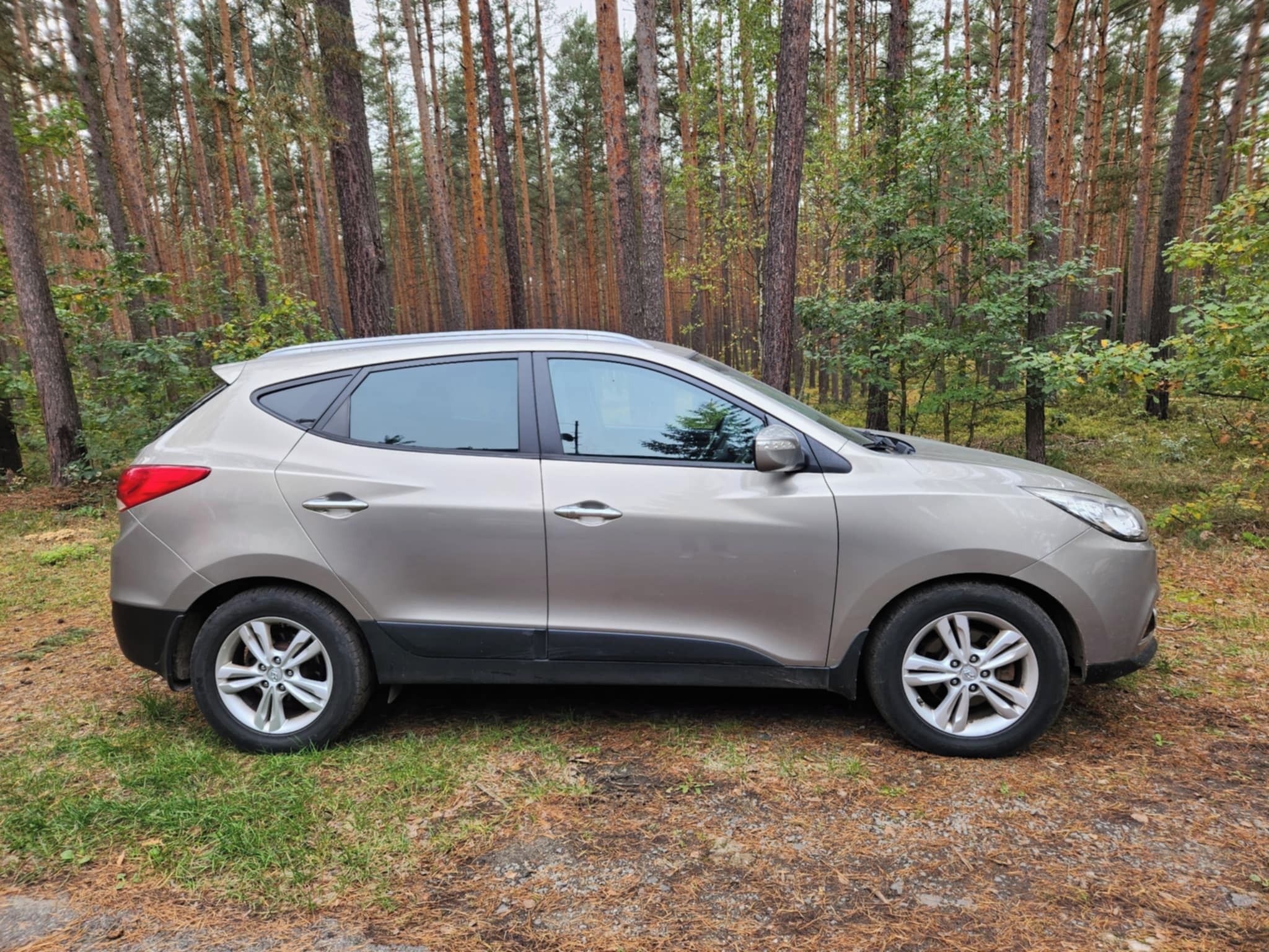 Hyundai ix35, 2.0 CRDi automat,133 kw, tažné - fotka 2