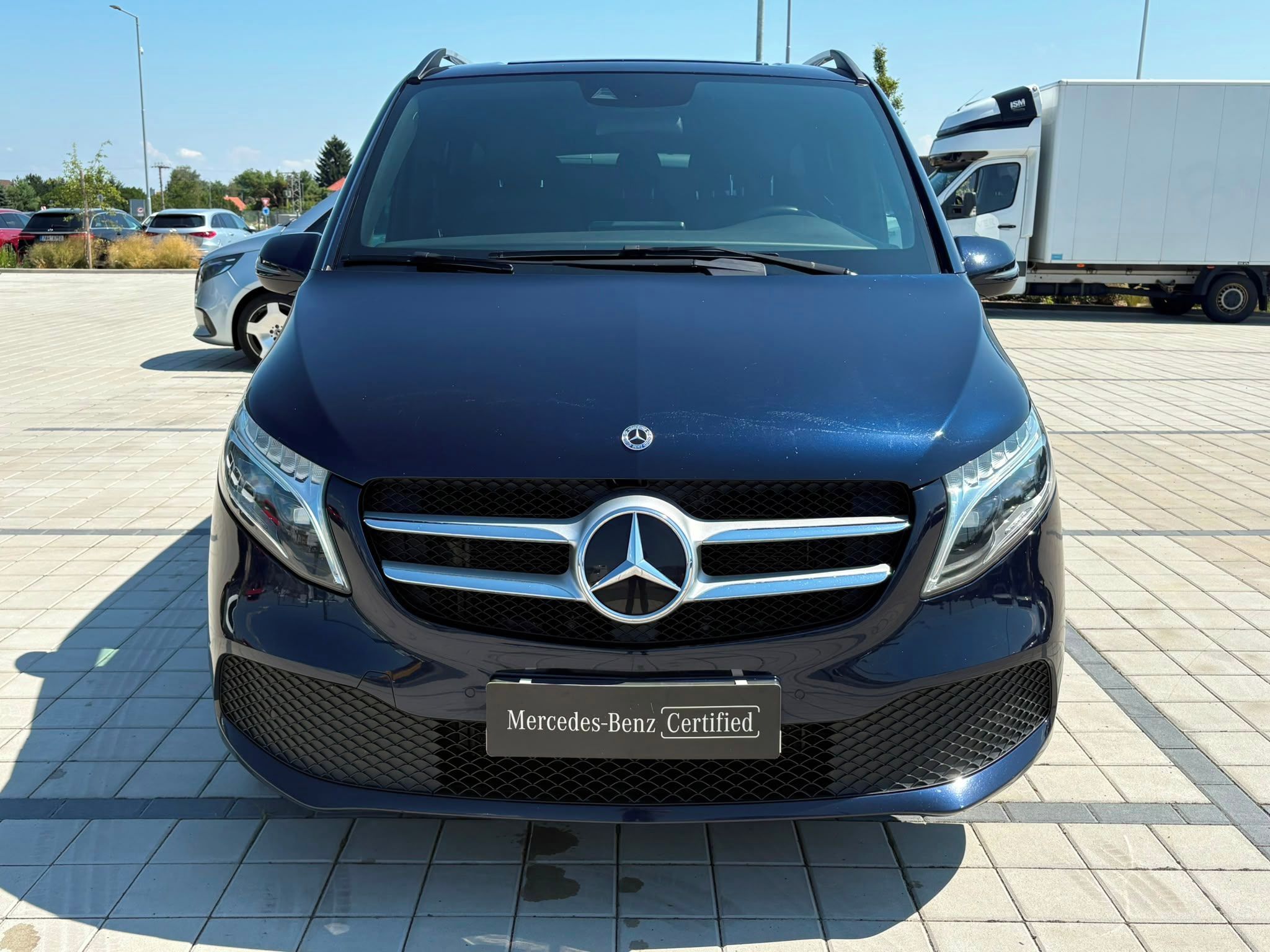 Mercedes-Benz Třídy V, 300 d XL Avantgarde 4Matic CZ - fotka 2