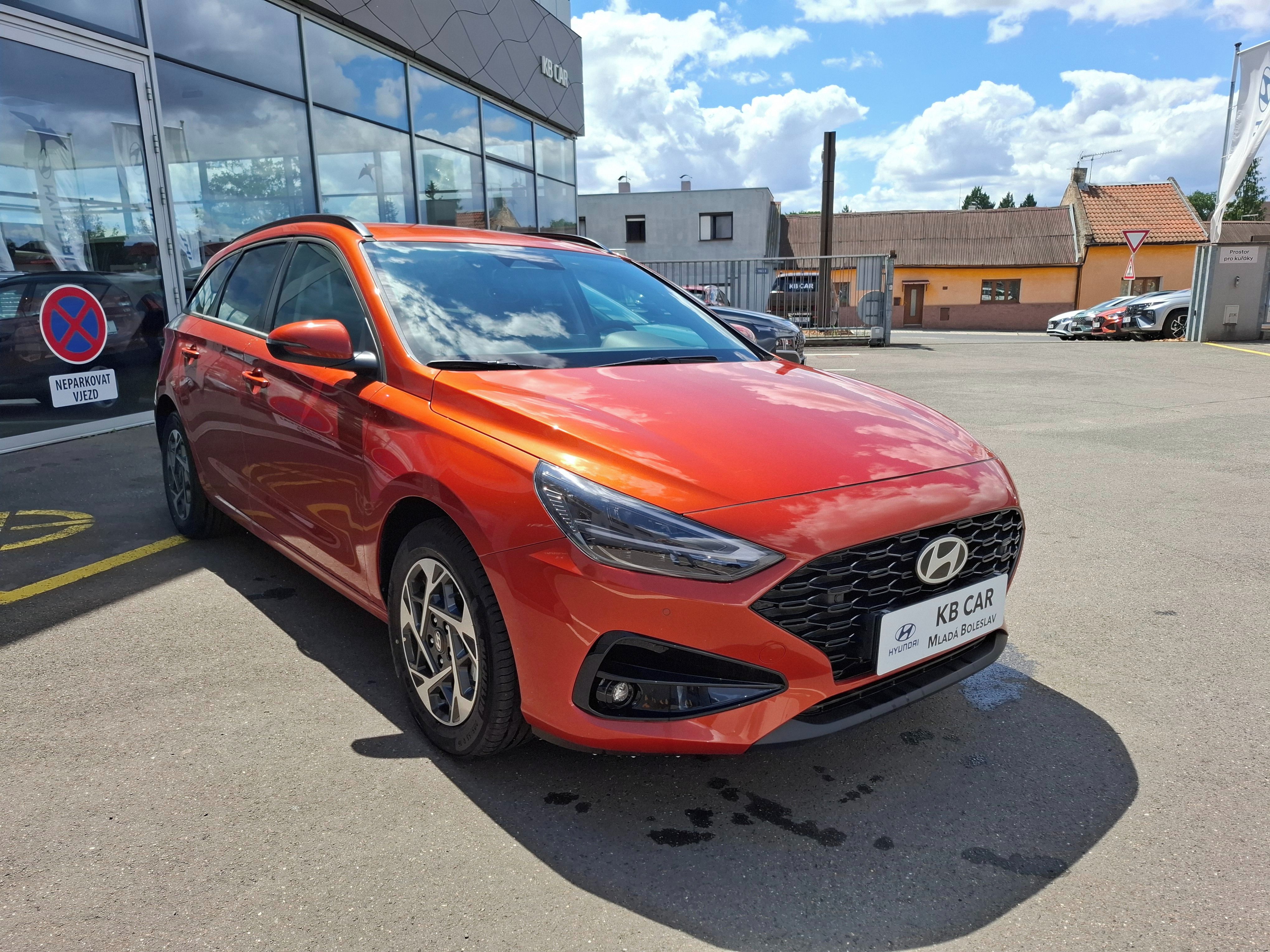 Hyundai i30, 1,0TGDI 85kW GO CZECH FWDT MT - fotka 2