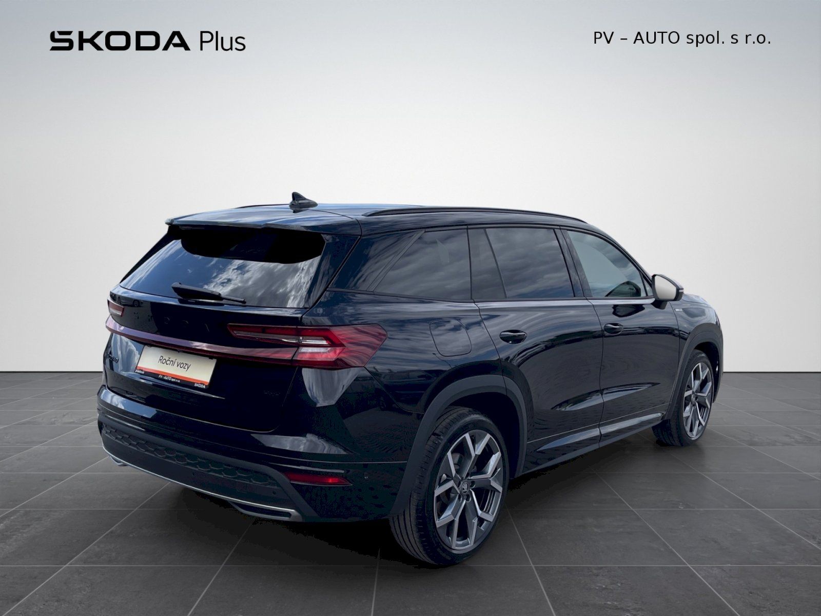 Škoda Kodiaq, Sportline 2.0 TDI 142 kW DSG 4 - fotka 2