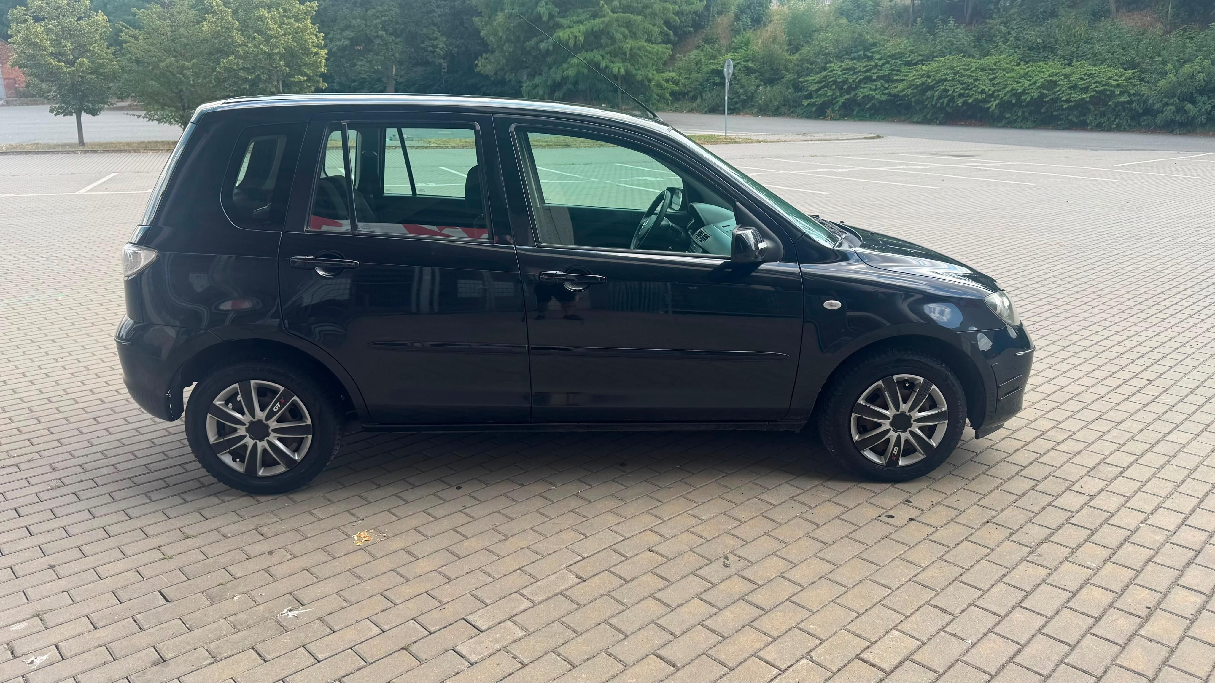 Mazda 2, 1.4i, 59kw Nová STK Automat - fotka 6