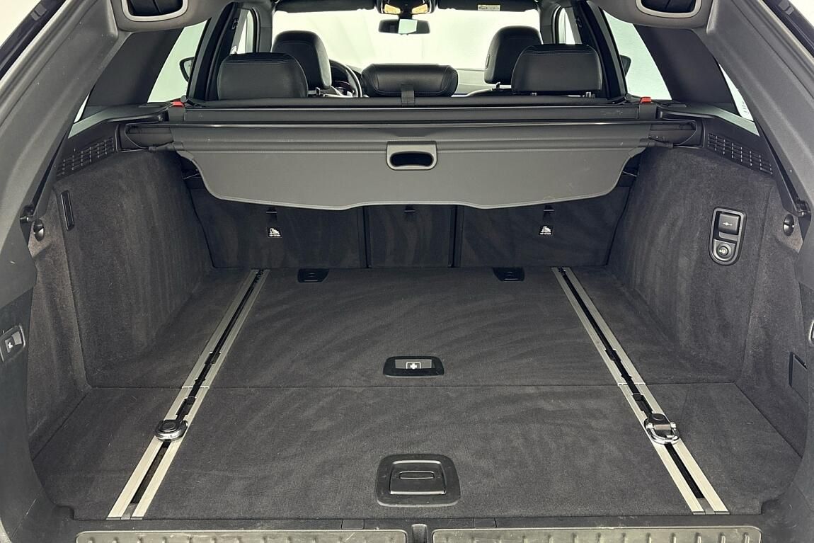 BMW Řada 5, 530d xDrive - fotka 6