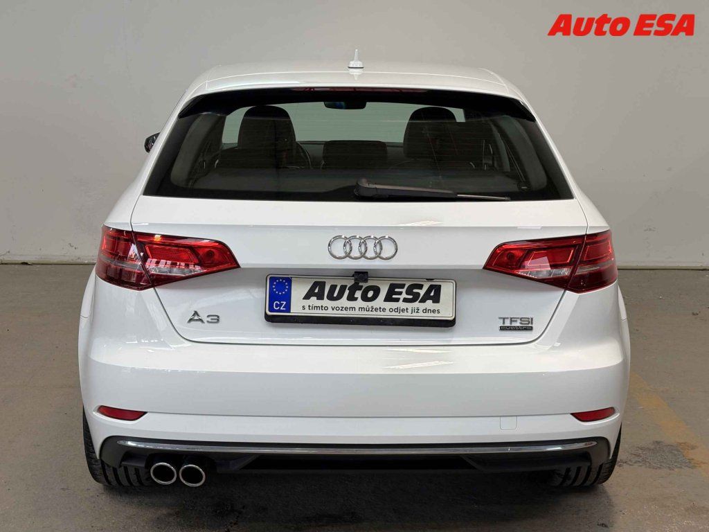 Audi A3, 2.0 tfsi - fotka 5