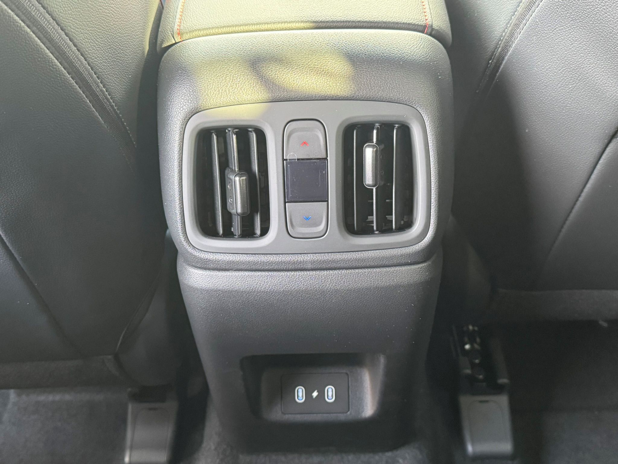 Hyundai Tucson, 1,6 CRDI 2WD DCT NLINE STYLE - fotka 6