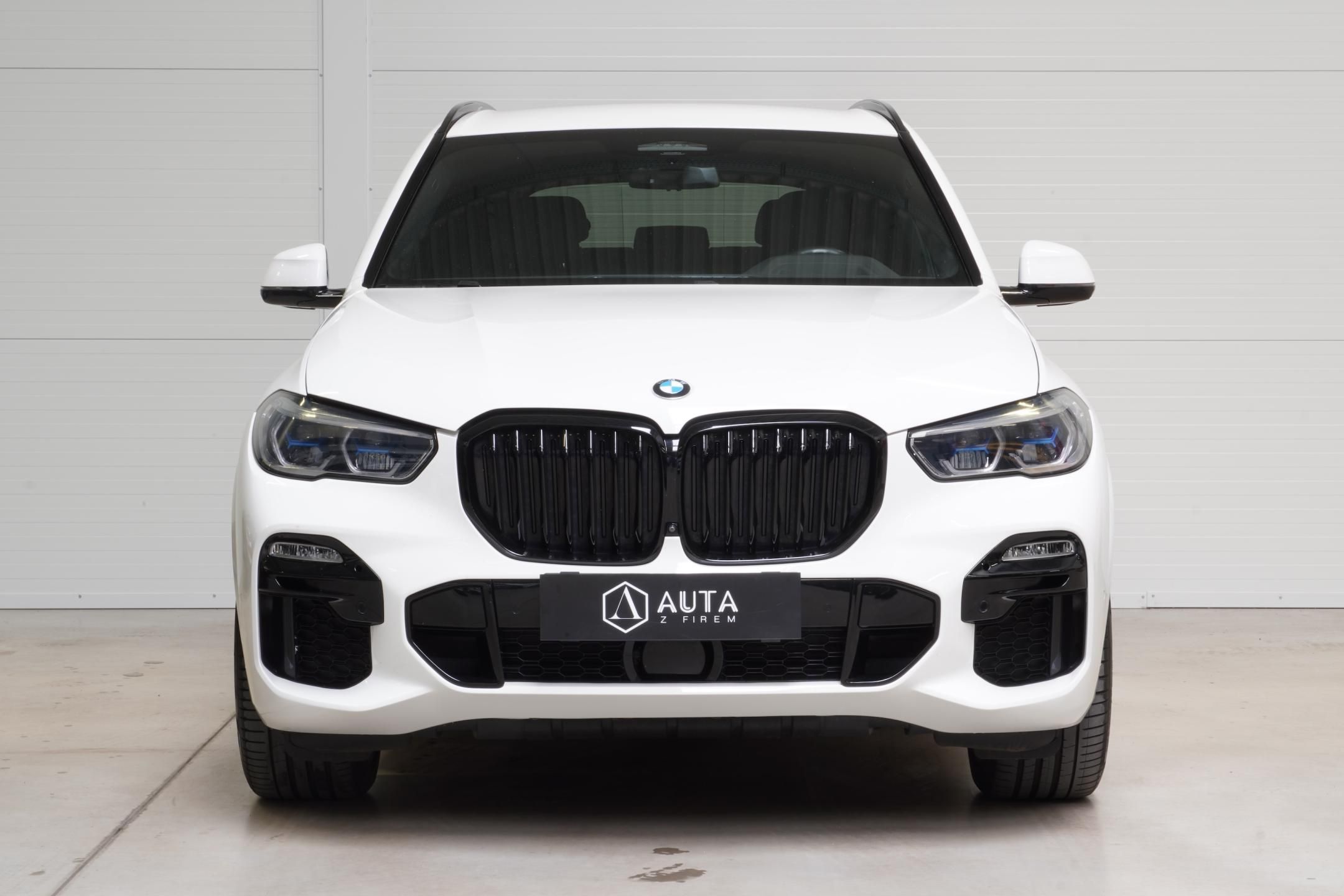 BMW X5, Xdrive40d,ČR,1.MAJ,DPH,7míst - fotka 2