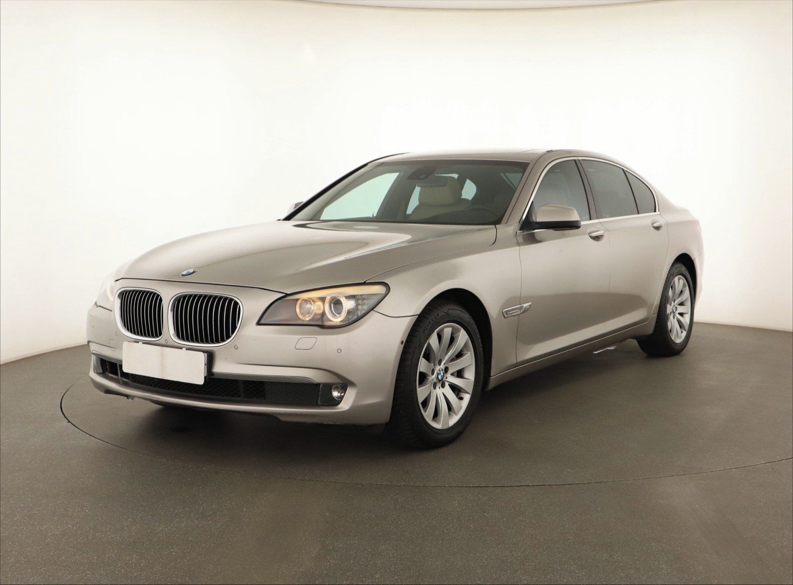 BMW Řada 7, 740d xDrive, 4X4, Automat - fotka 2