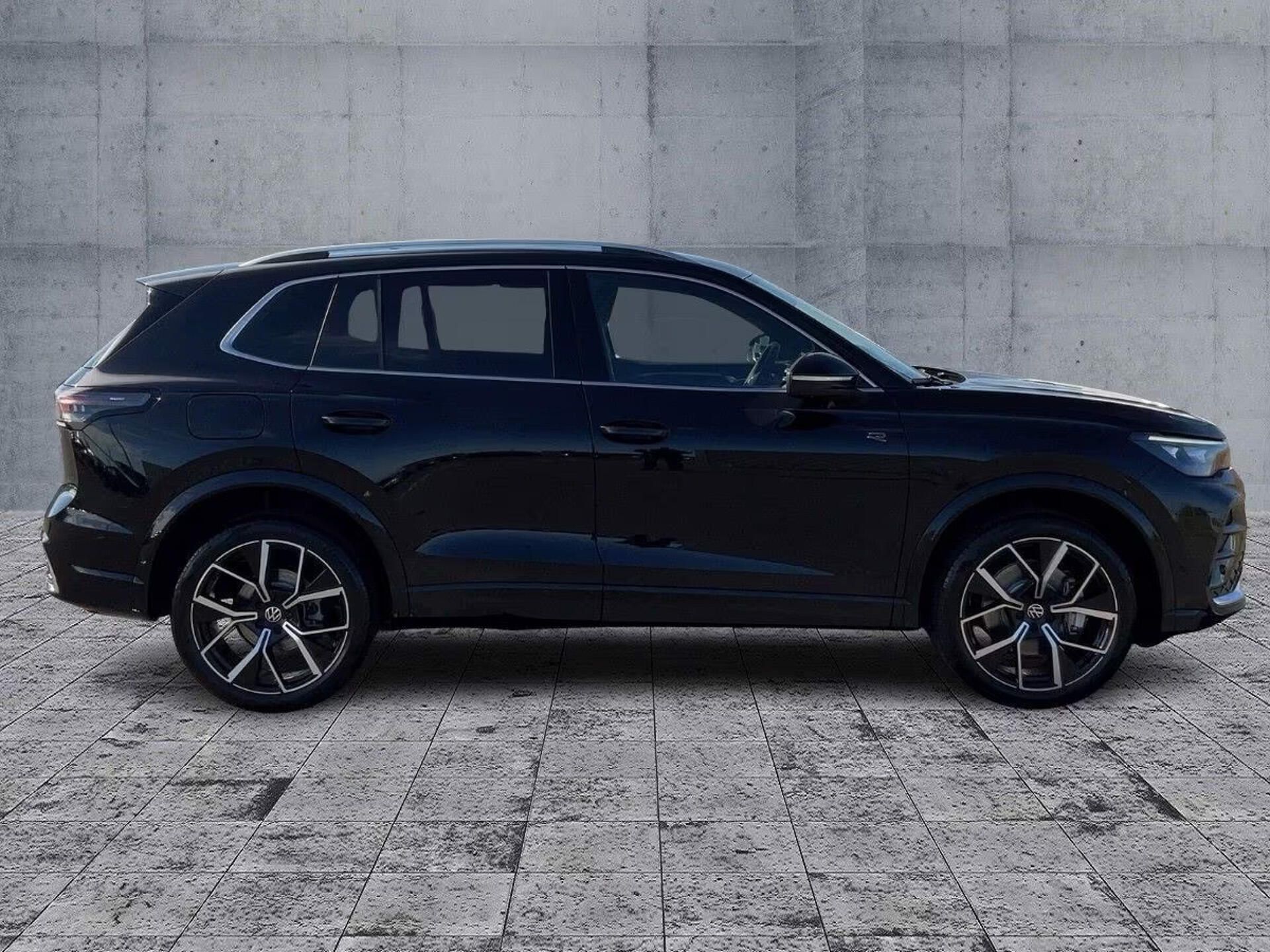 Volkswagen Tiguan, TDI 4M R-Line HuD 360 IQ Taž - fotka 4