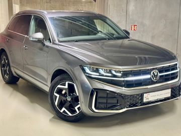 R-line/tazne/vzduch/matrix/HUD