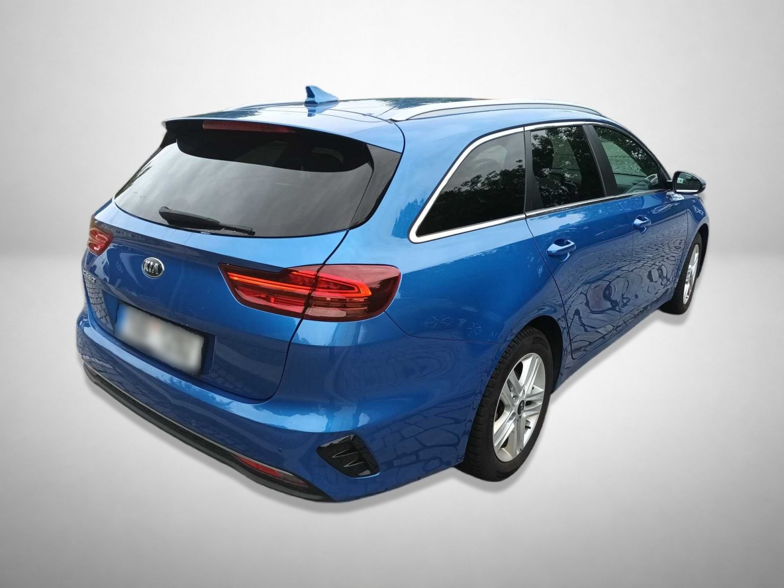 Kia Cee´d, 1.4 T-GDI, Automat, Serv.kniha - fotka 2