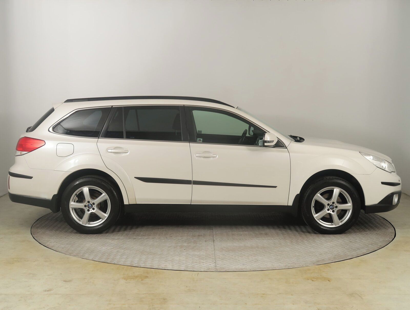 Subaru Outback, 2.0 D, 4X4, Xenony - fotka 6