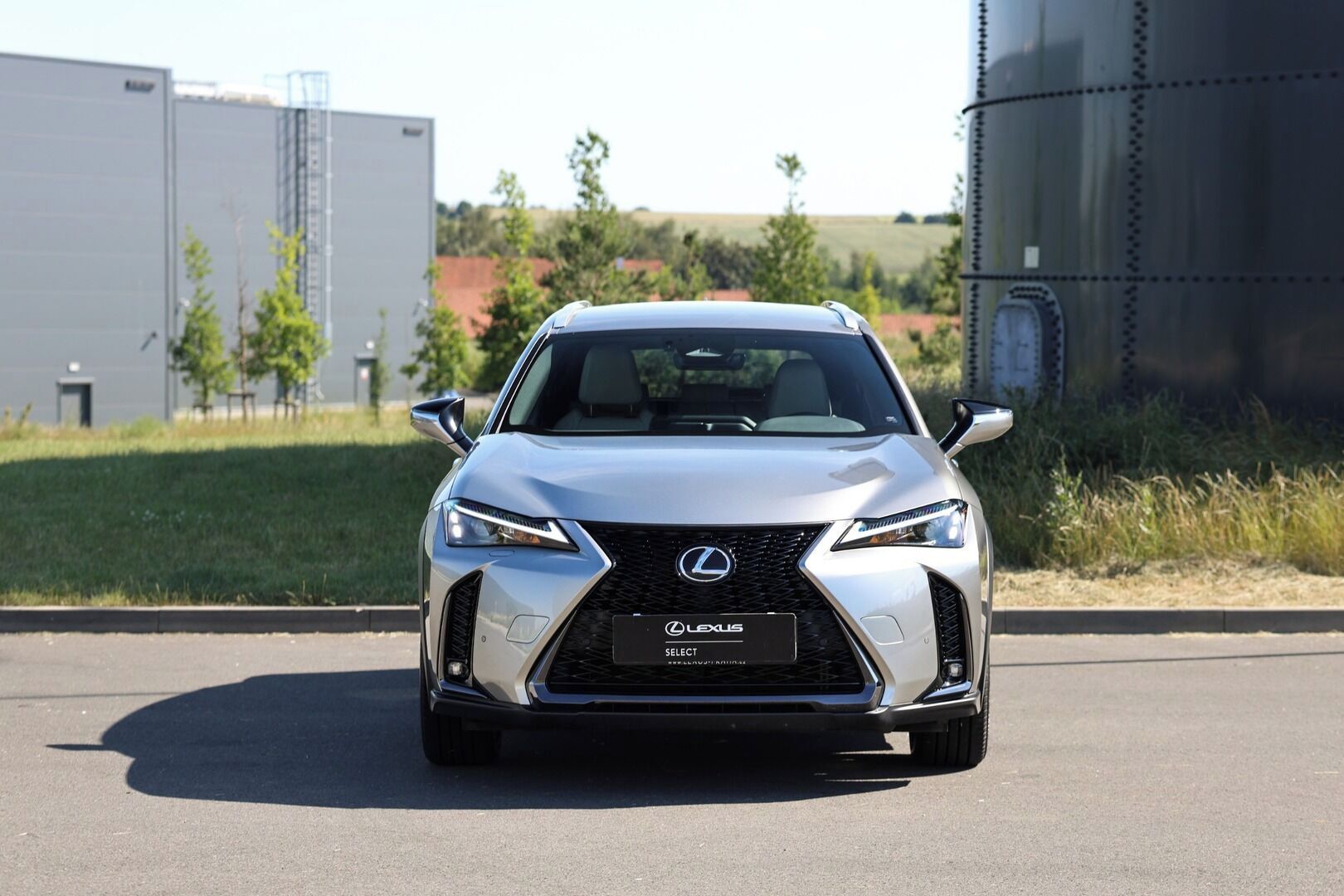 Lexus UX 300h, 300H 2,5 HEV F SPORT DESIGN - fotka 2