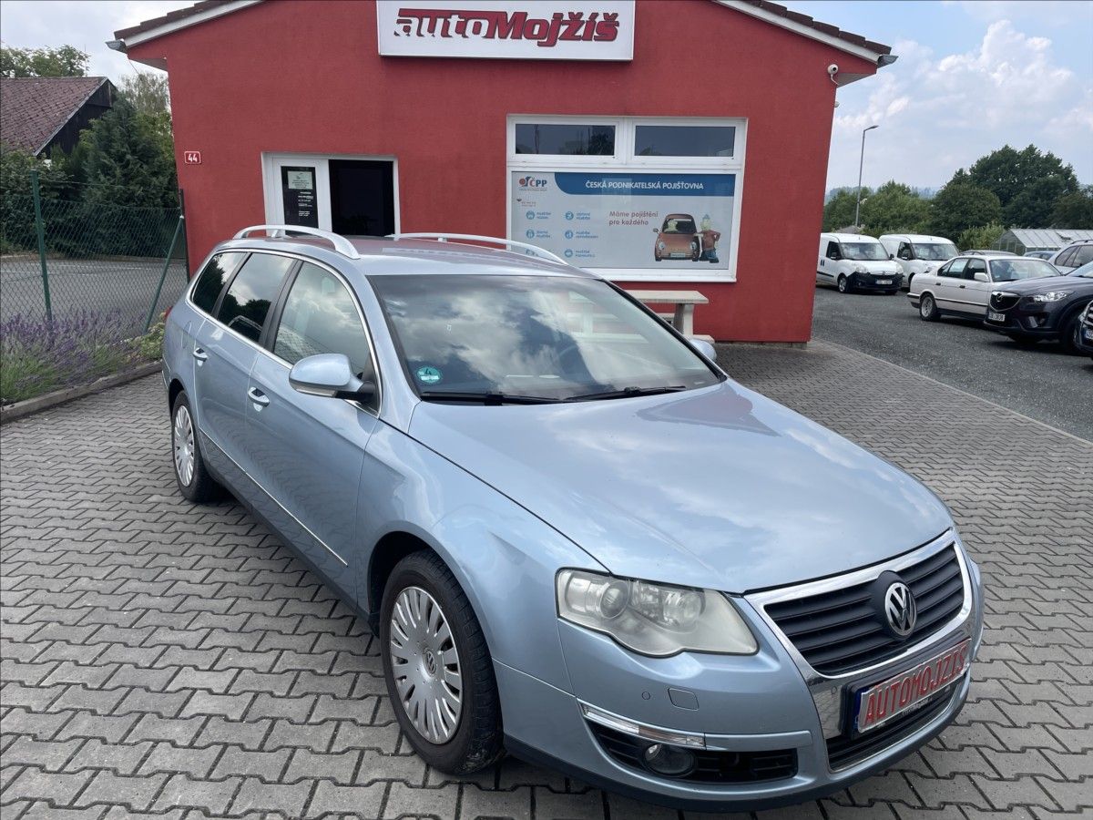 Volkswagen Passat, 2,0 TDI KLIMA OK XENONY STK 4/