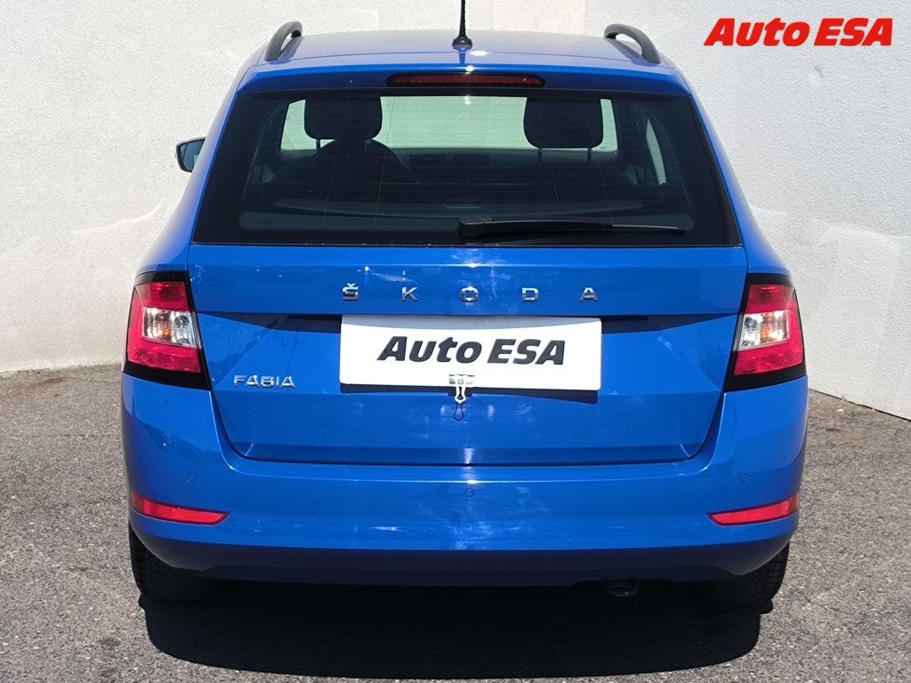 Škoda Fabia, 1.0 TSi,Ambition - fotka 5