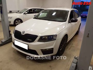 2.0 TDi,ČR,navi,bixen