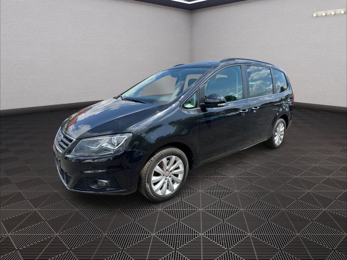 Seat Alhambra, 2,0TDI 110kw DSG Style - fotka 3