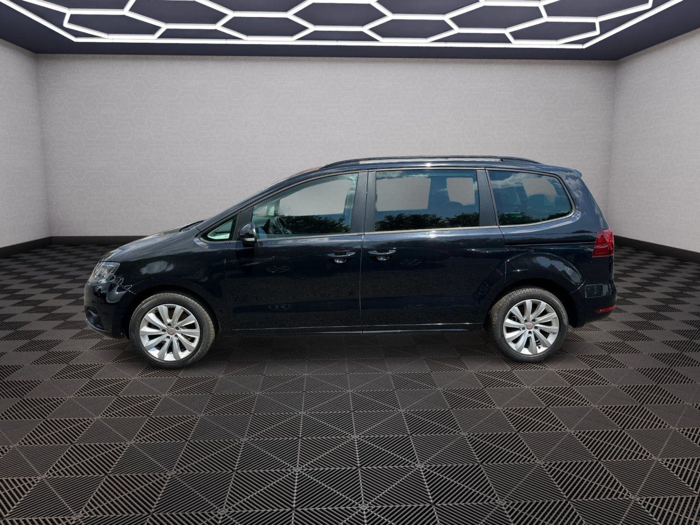 Seat Alhambra, 2,0TDI 110kw DSG Style - fotka 4