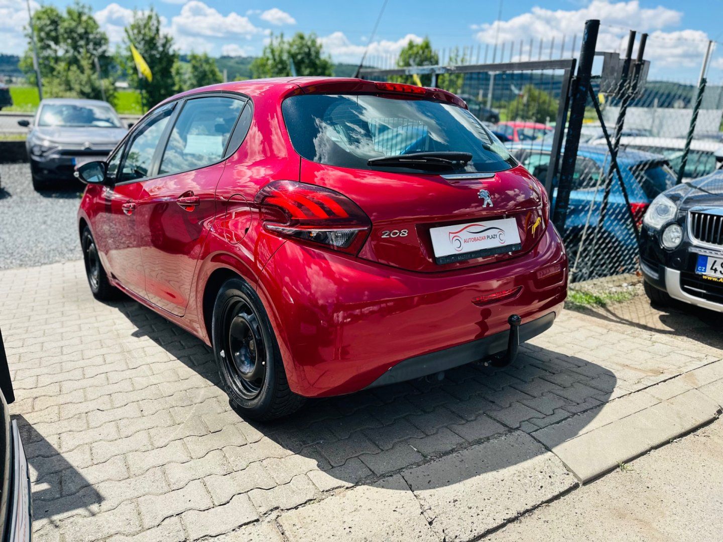 Peugeot 208, 1.2i APP, PureTech 100%KM - fotka 4