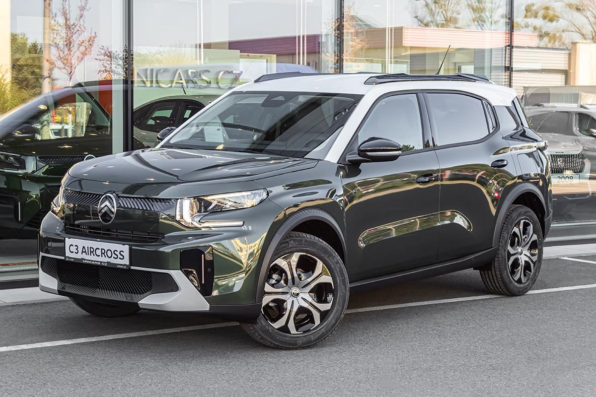 Citroën C3 Aircross, 1,2 PLUS Hybrid 145k Automat