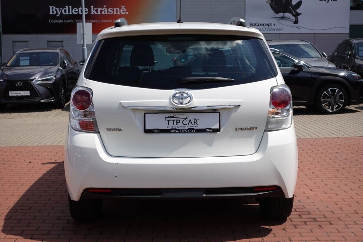 Toyota Verso, 1,8VVTi 108kW Active Trend - fotka 5