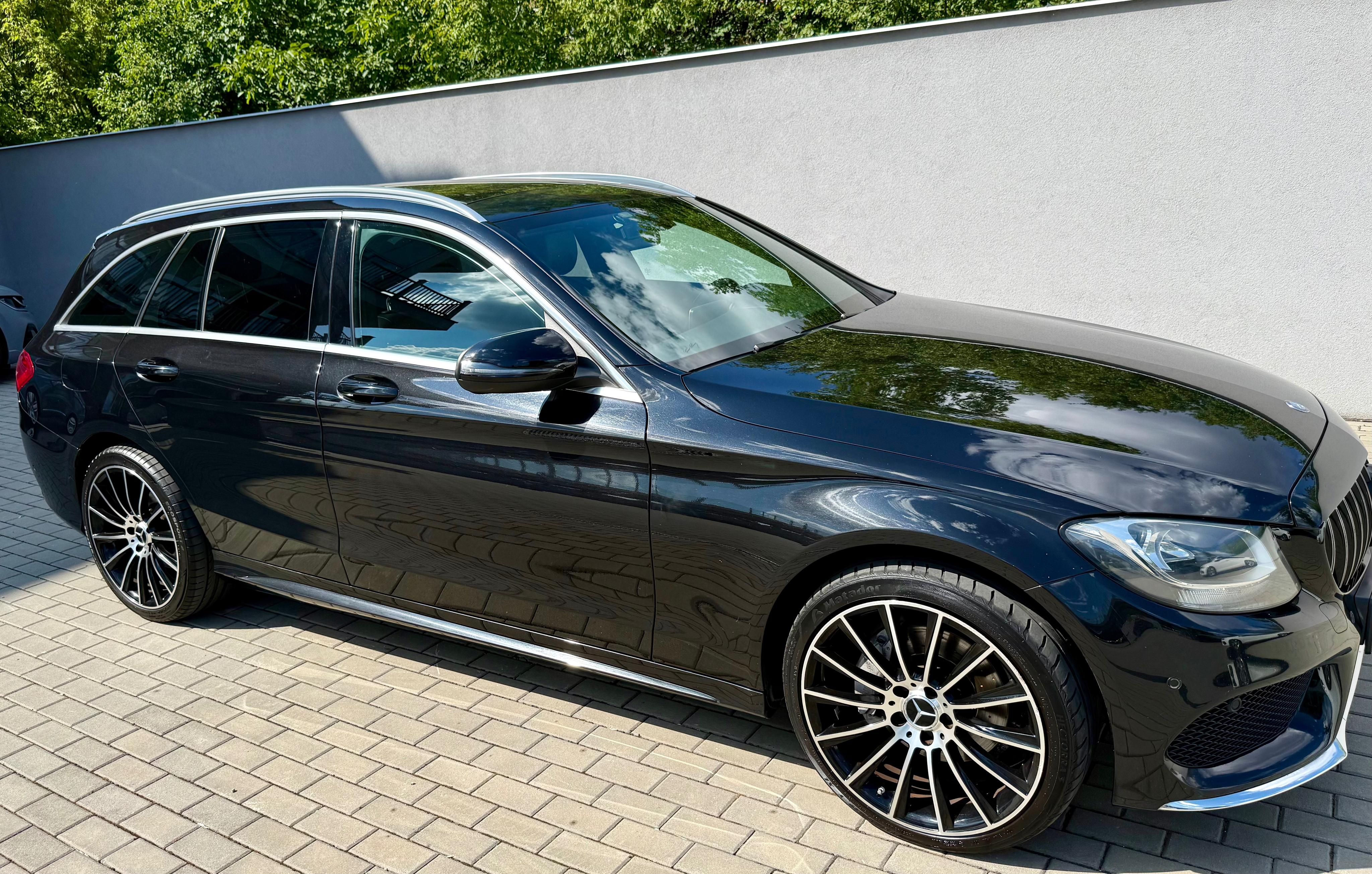 Mercedes-Benz Třídy C, Mercedes-Benz C - fotka 2