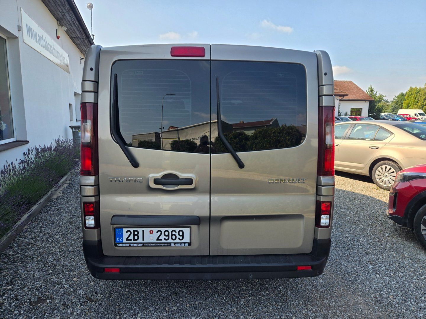 Renault Trafic, 1.6 DCi 8.místné,nové CZ - fotka 4