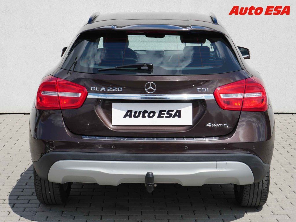 Mercedes-Benz GLA, 2.2CDi,2.maj,ČR - fotka 5