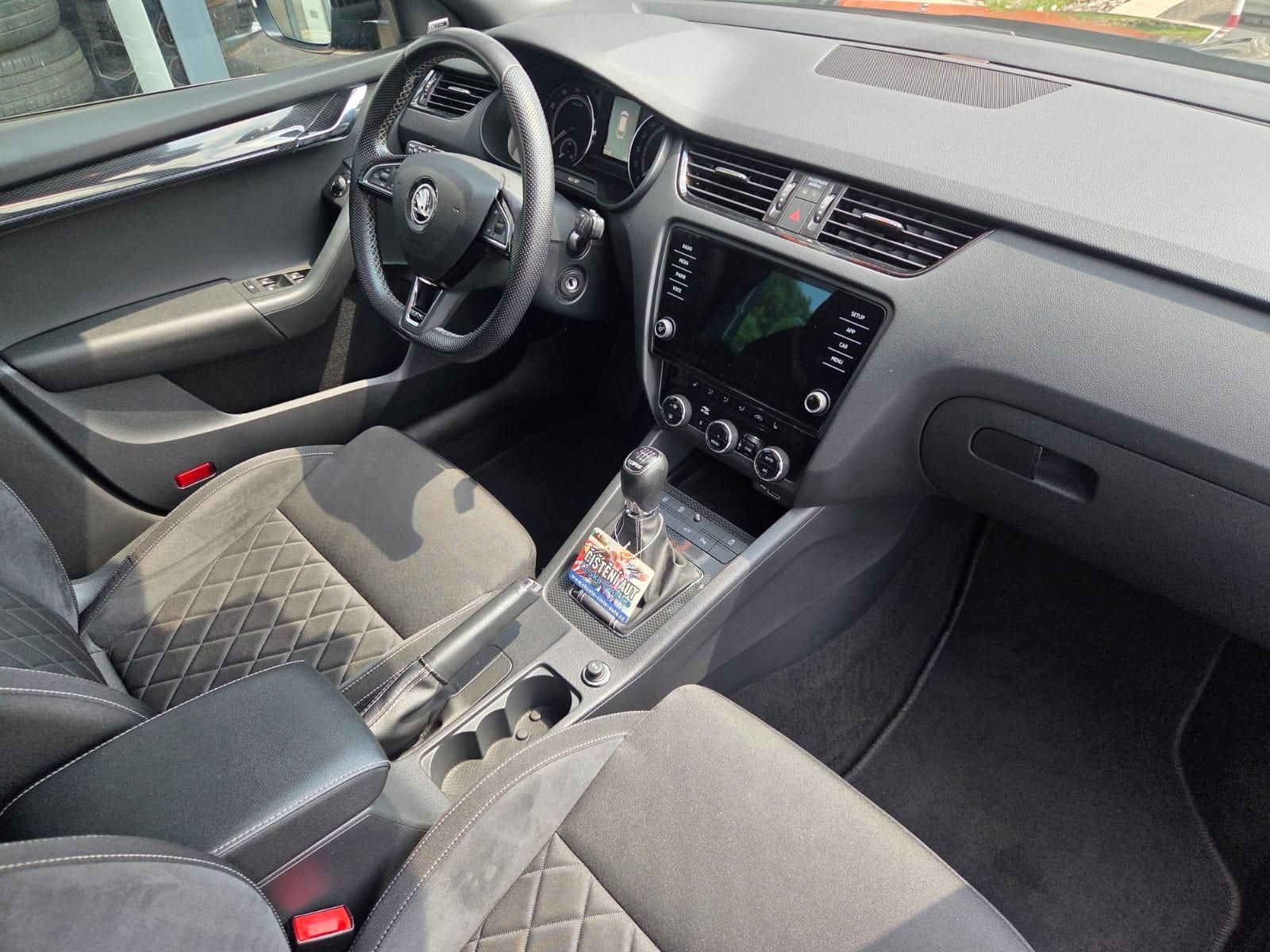 Škoda Octavia, 2.0 TSI RS 180 KW - fotka 5