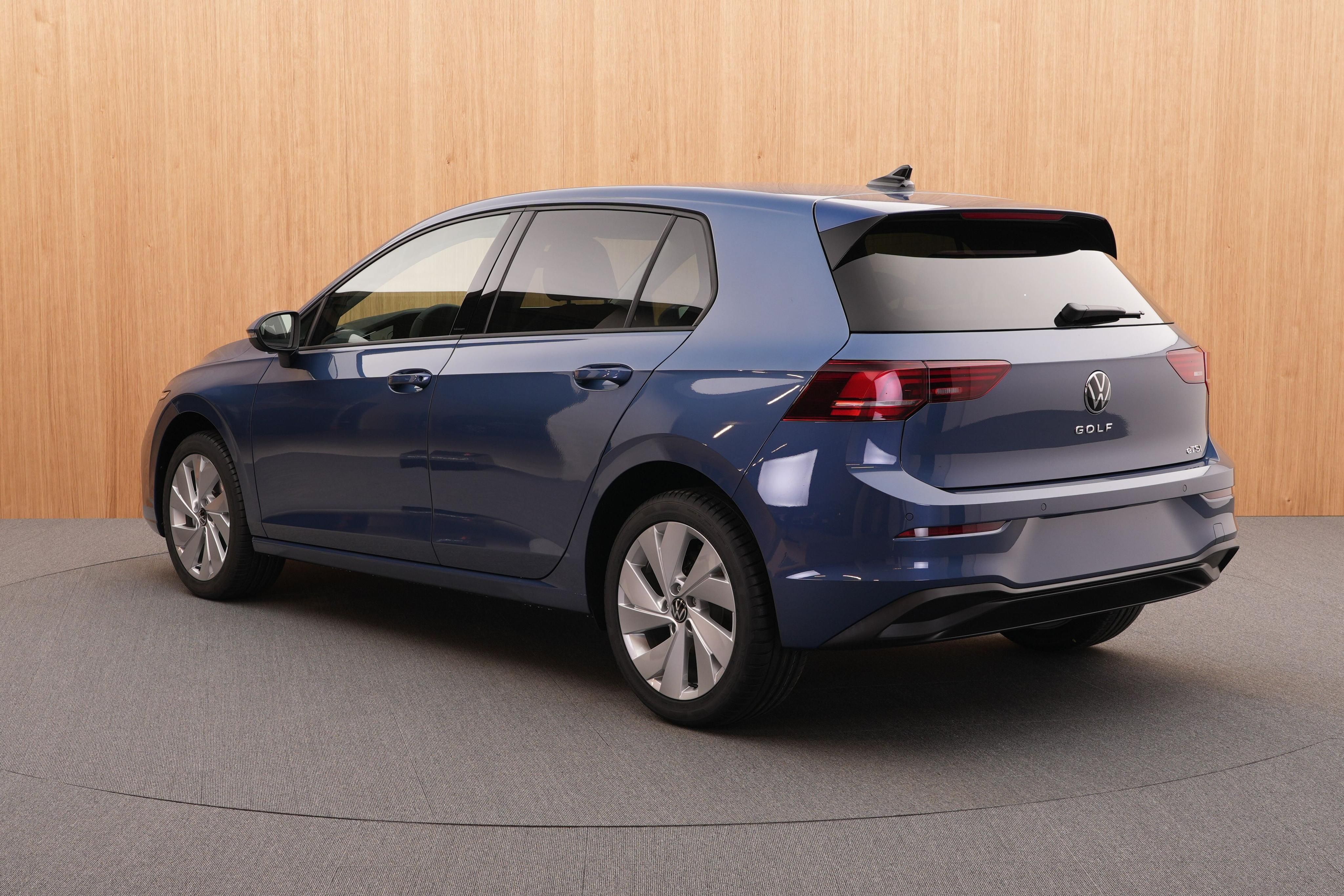 Volkswagen Golf Variant, Limited 1.5 eTSI mHEV DSG - fotka 3