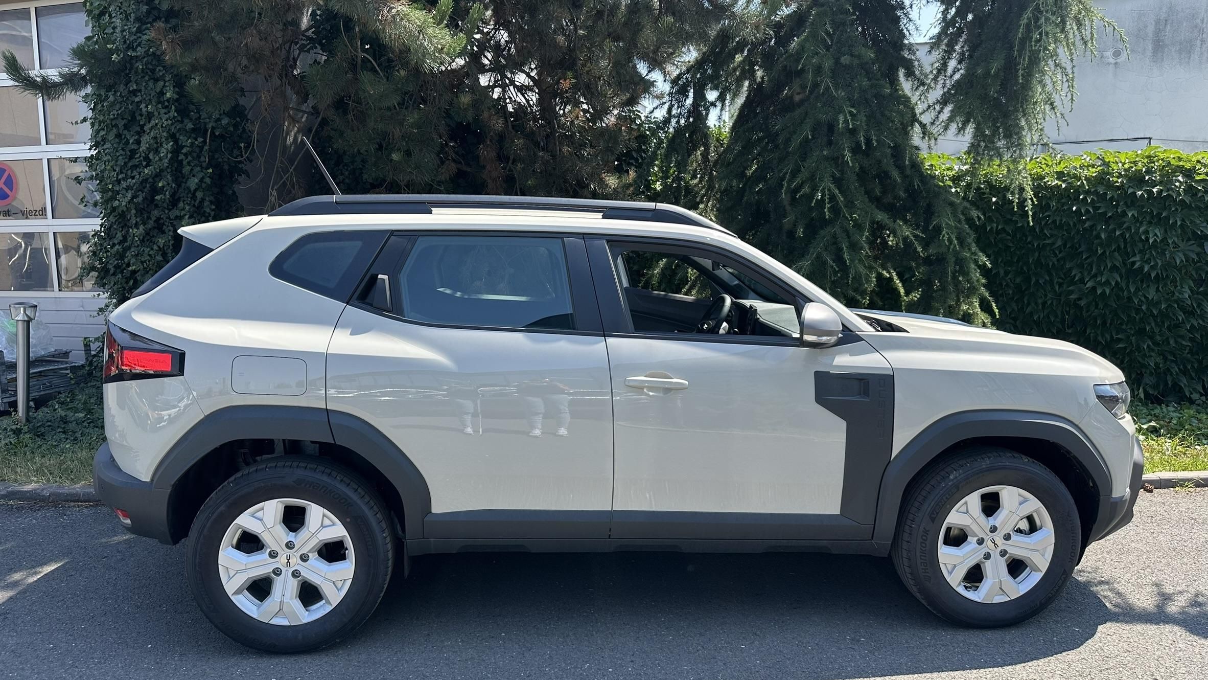 Dacia Duster, Expression Hybrid 155 - fotka 2