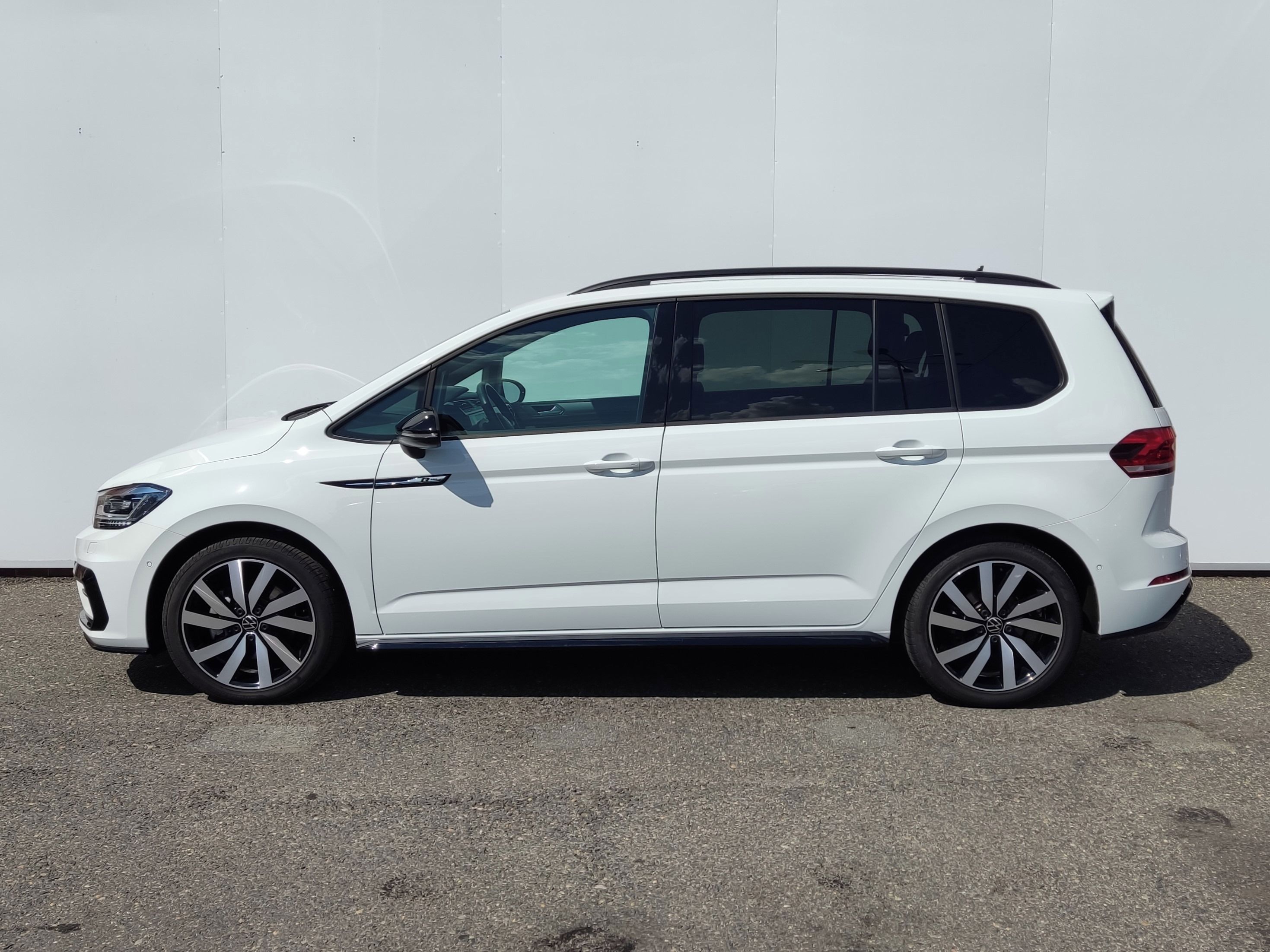 Volkswagen Touran, 1.5 TSI 110 kW DSG R-line - fotka 3