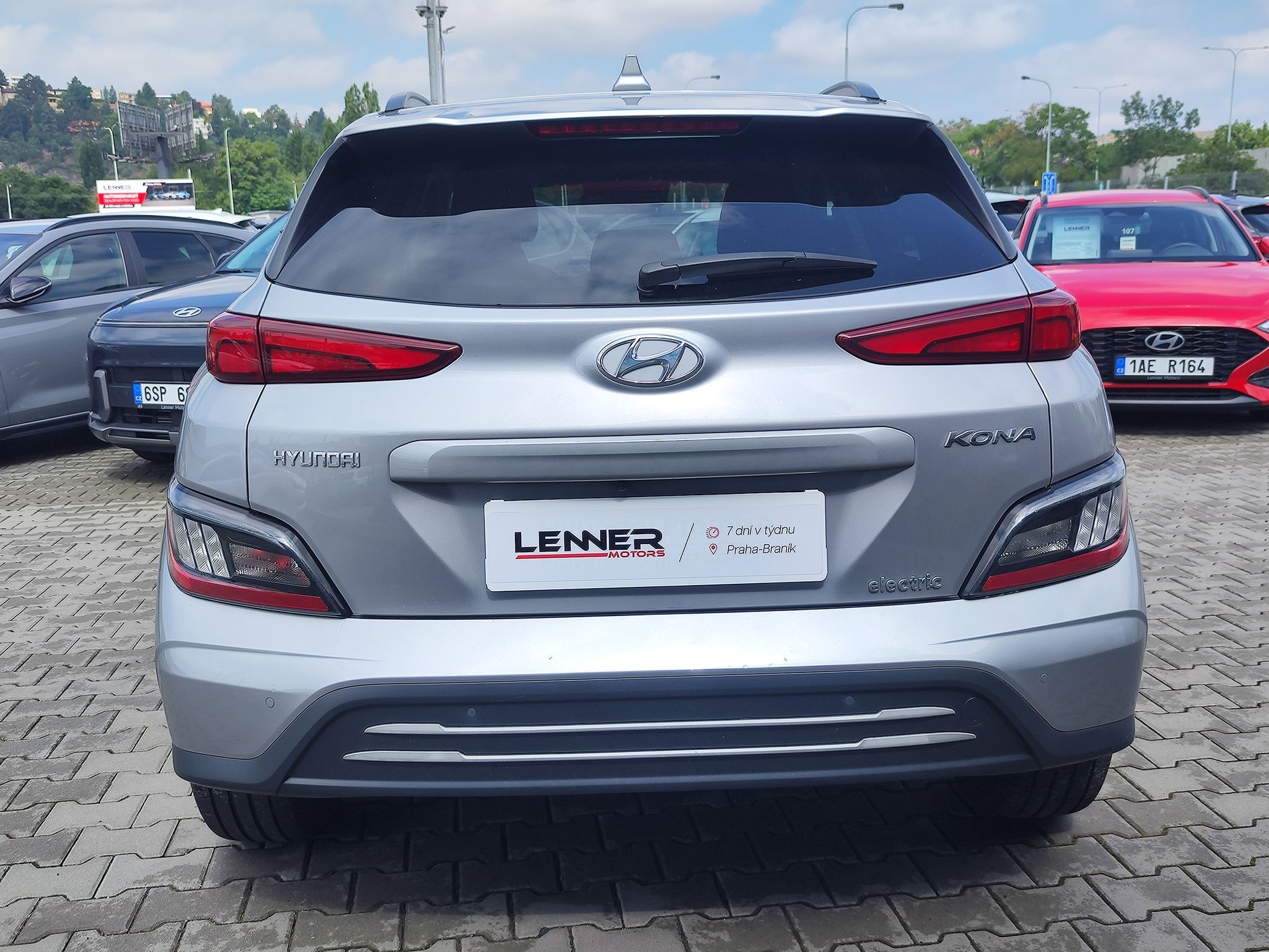 Hyundai Kona, EV/150kW 64kWh Style AT - fotka 6